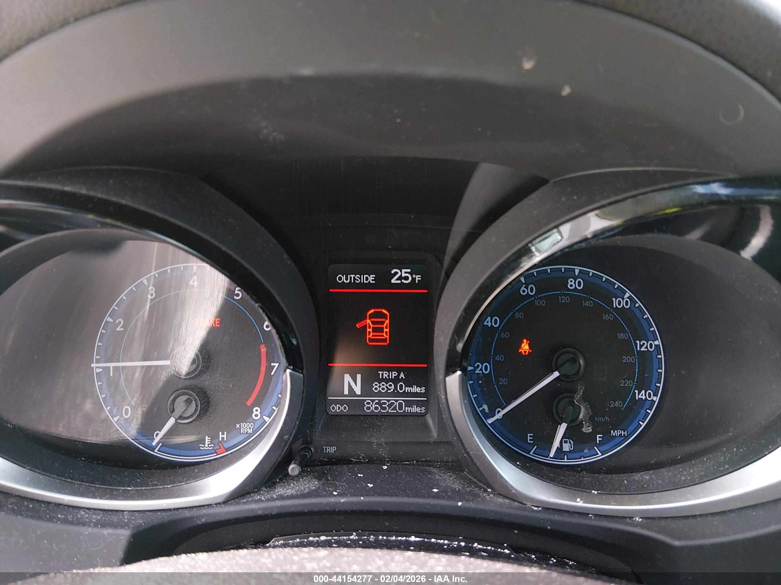 TOYOTA COROLLA image 7