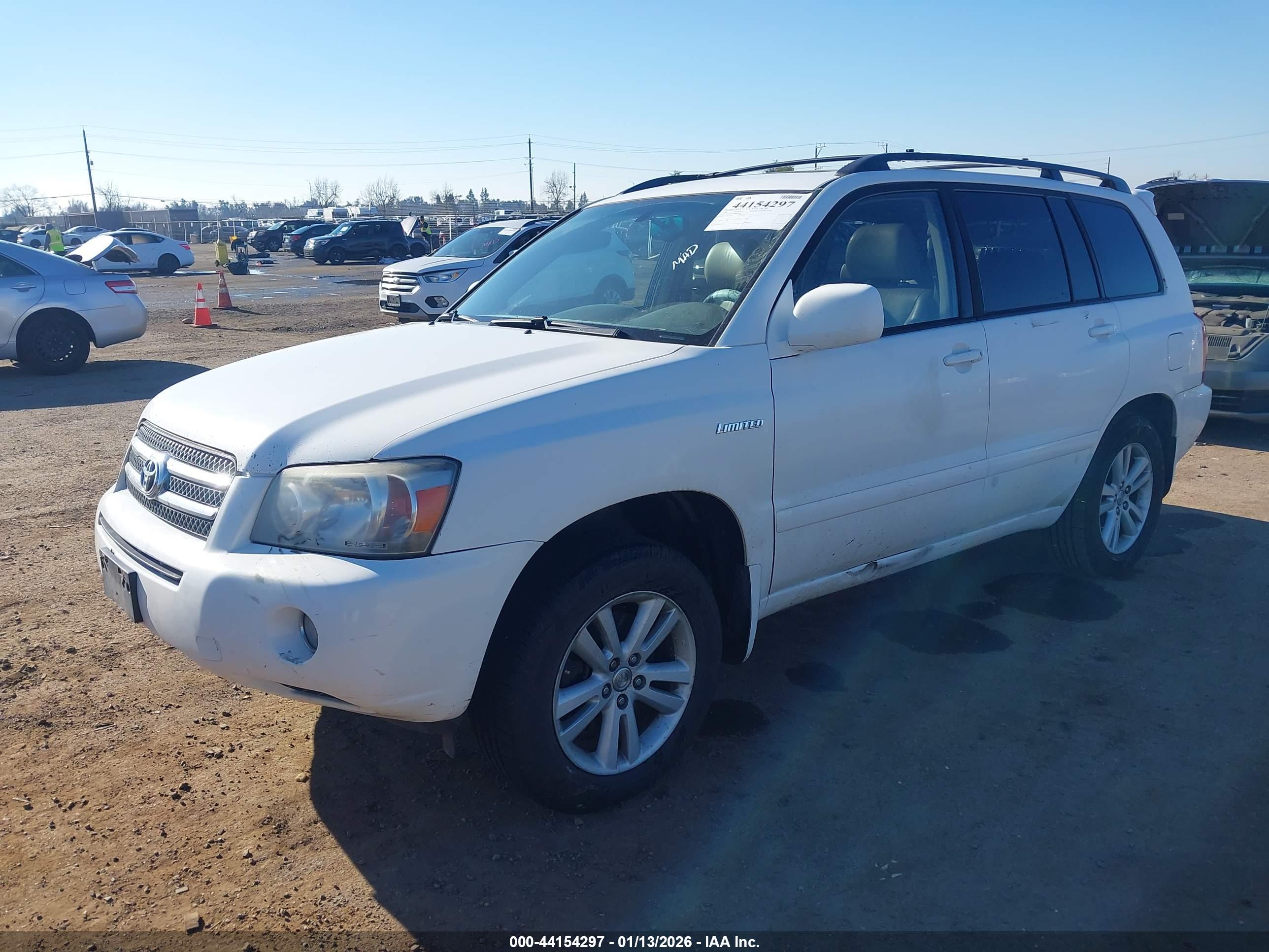 TOYOTA HIGHLANDER image 2
