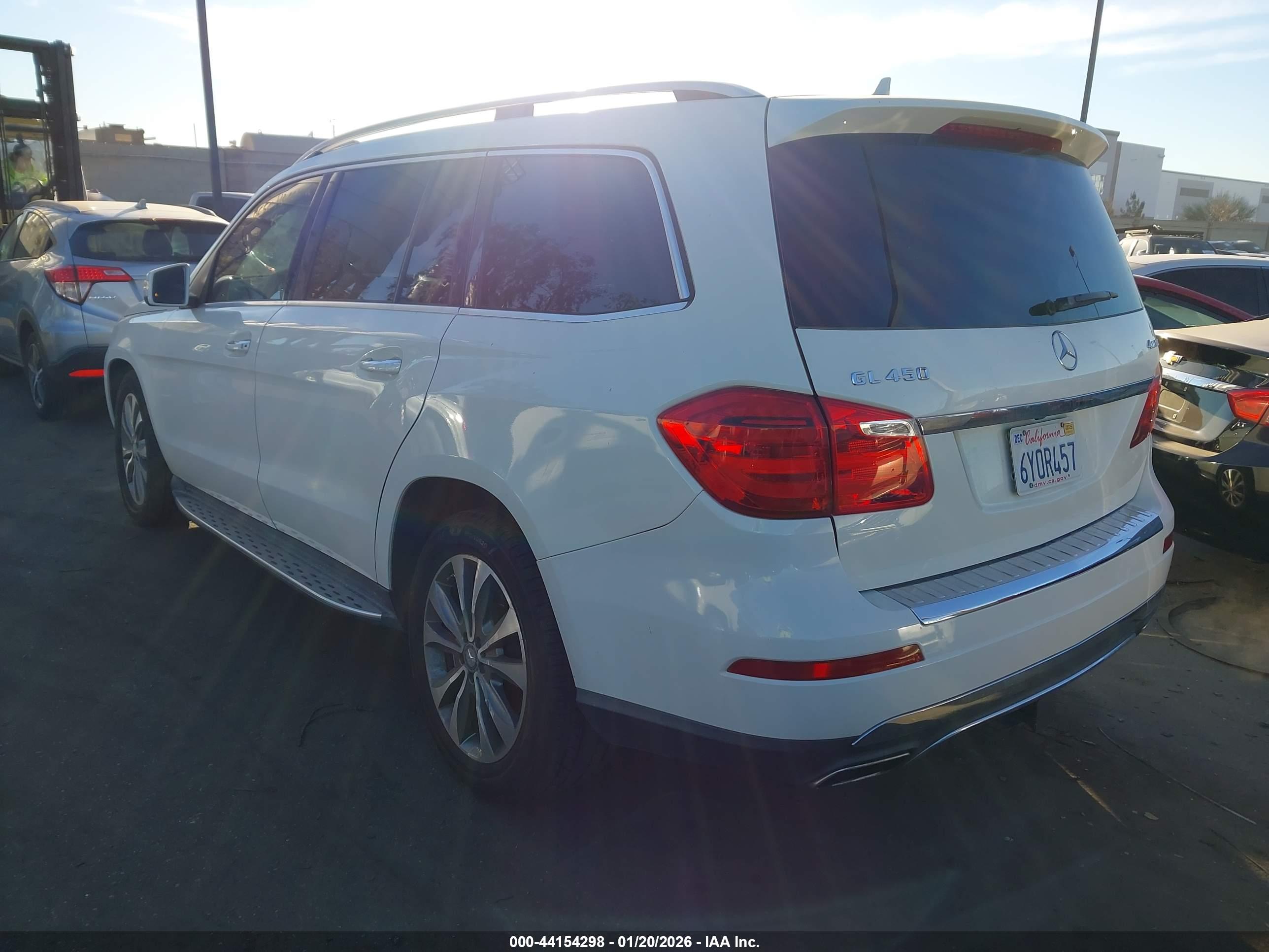 MERCEDES-BENZ GL image 3