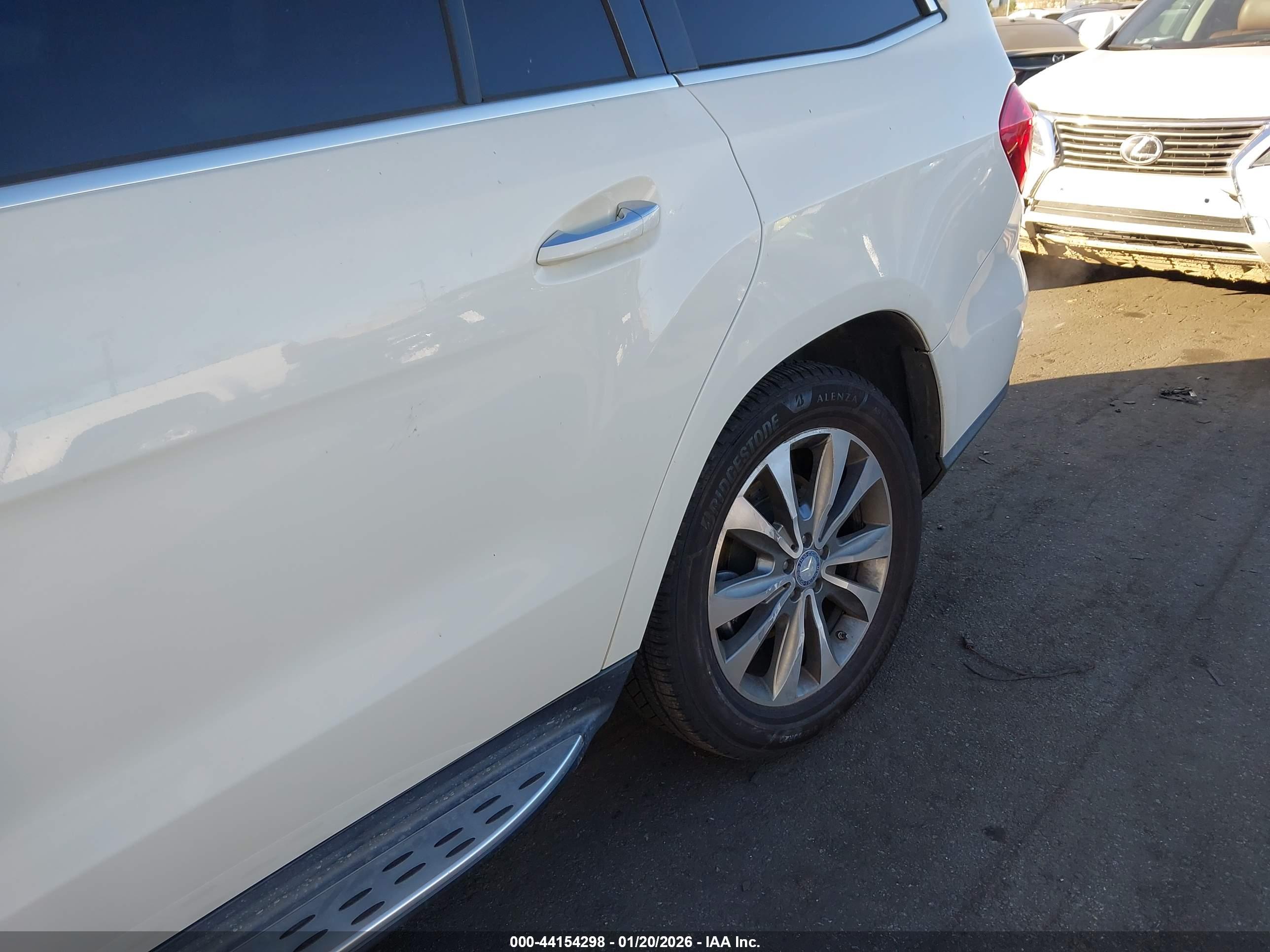 MERCEDES-BENZ GL image 6