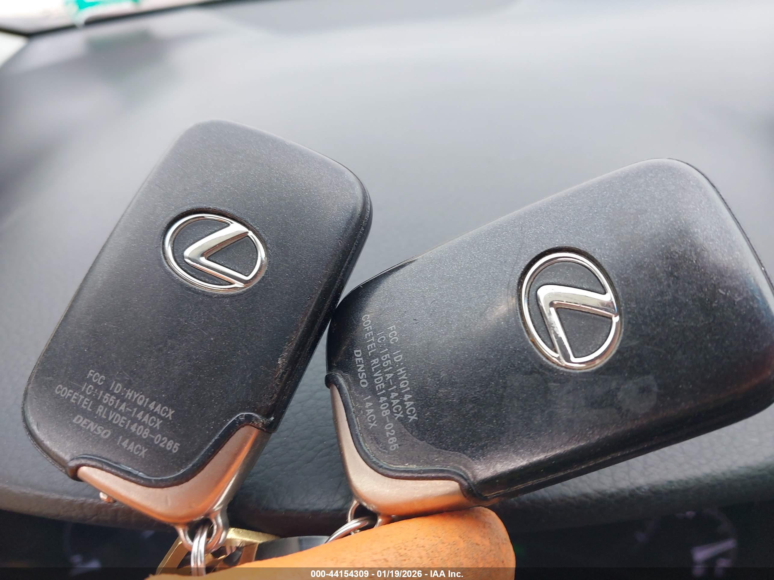 LEXUS RX image 11