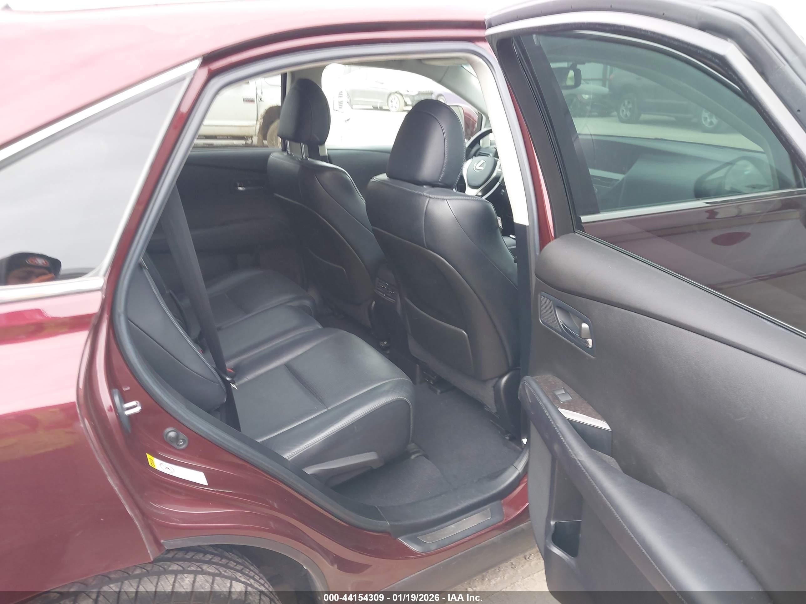 LEXUS RX image 8