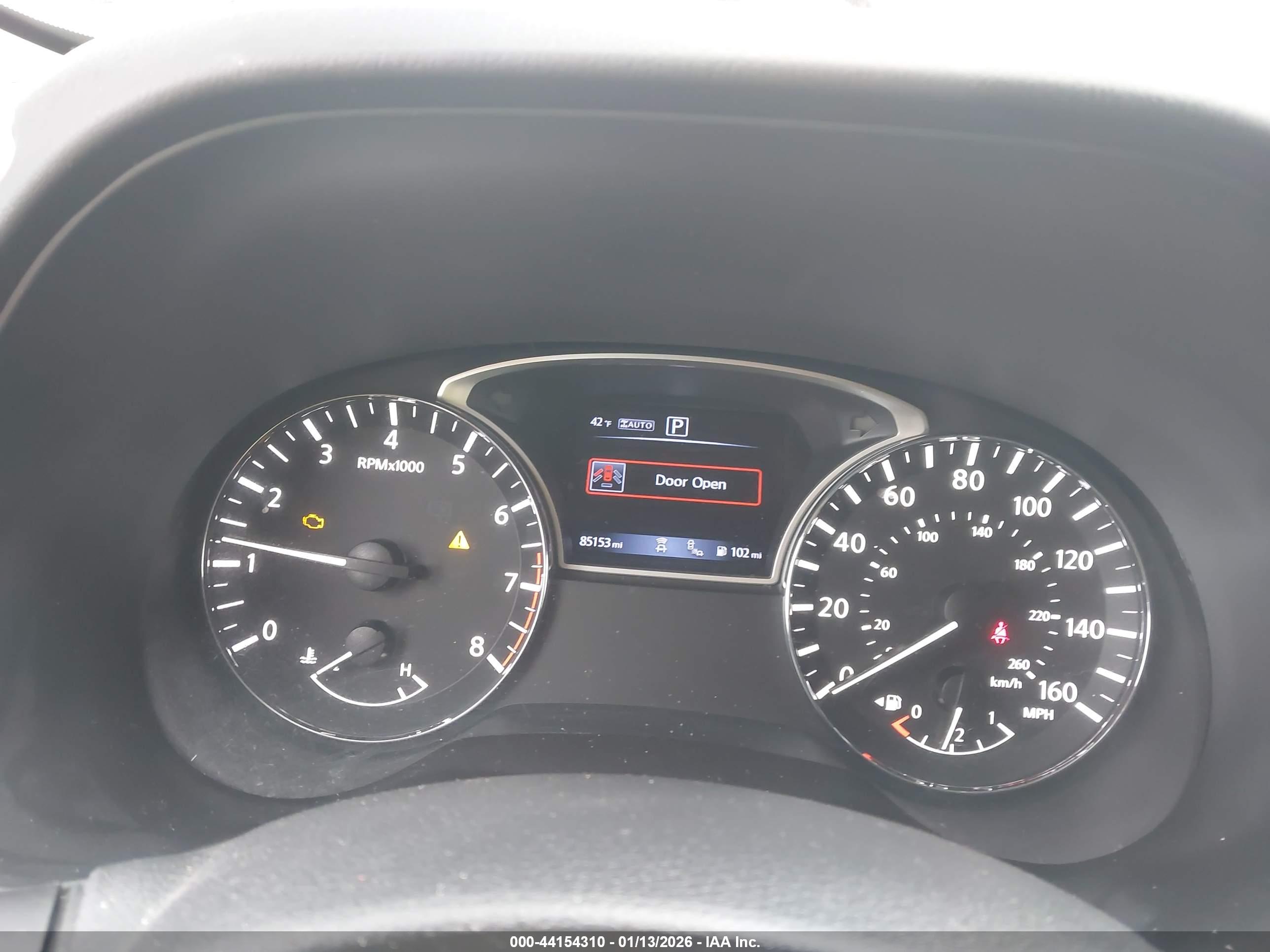 NISSAN PATHFINDER image 7