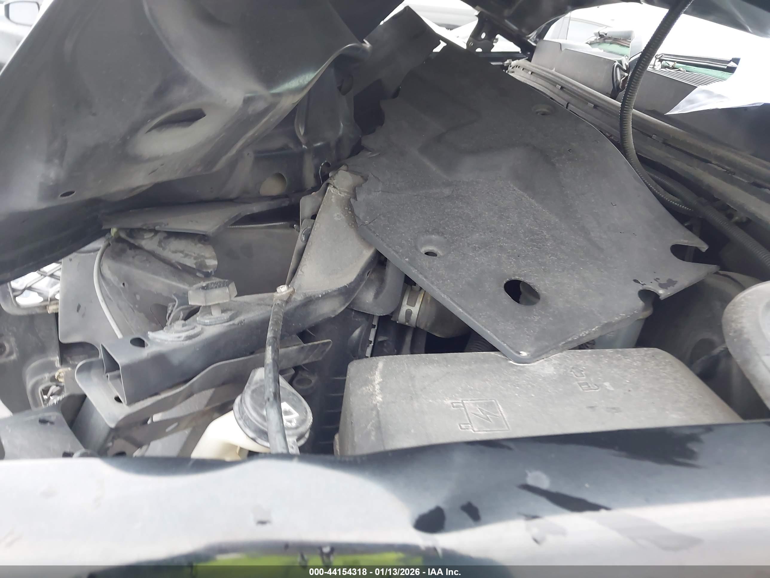 CHEVROLET SILVERADO image 10