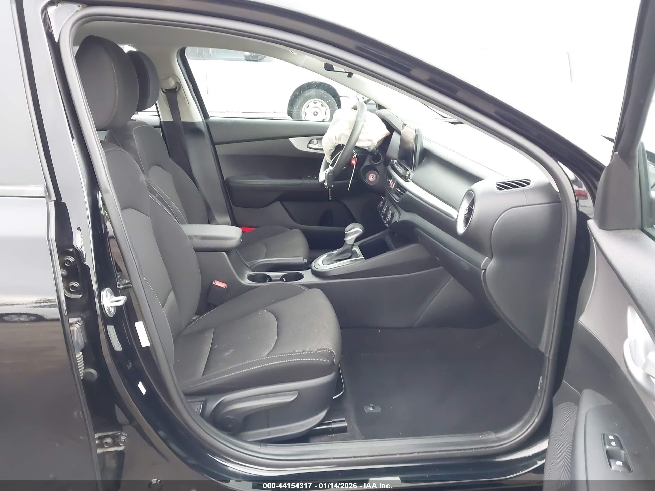 KIA FORTE image 5