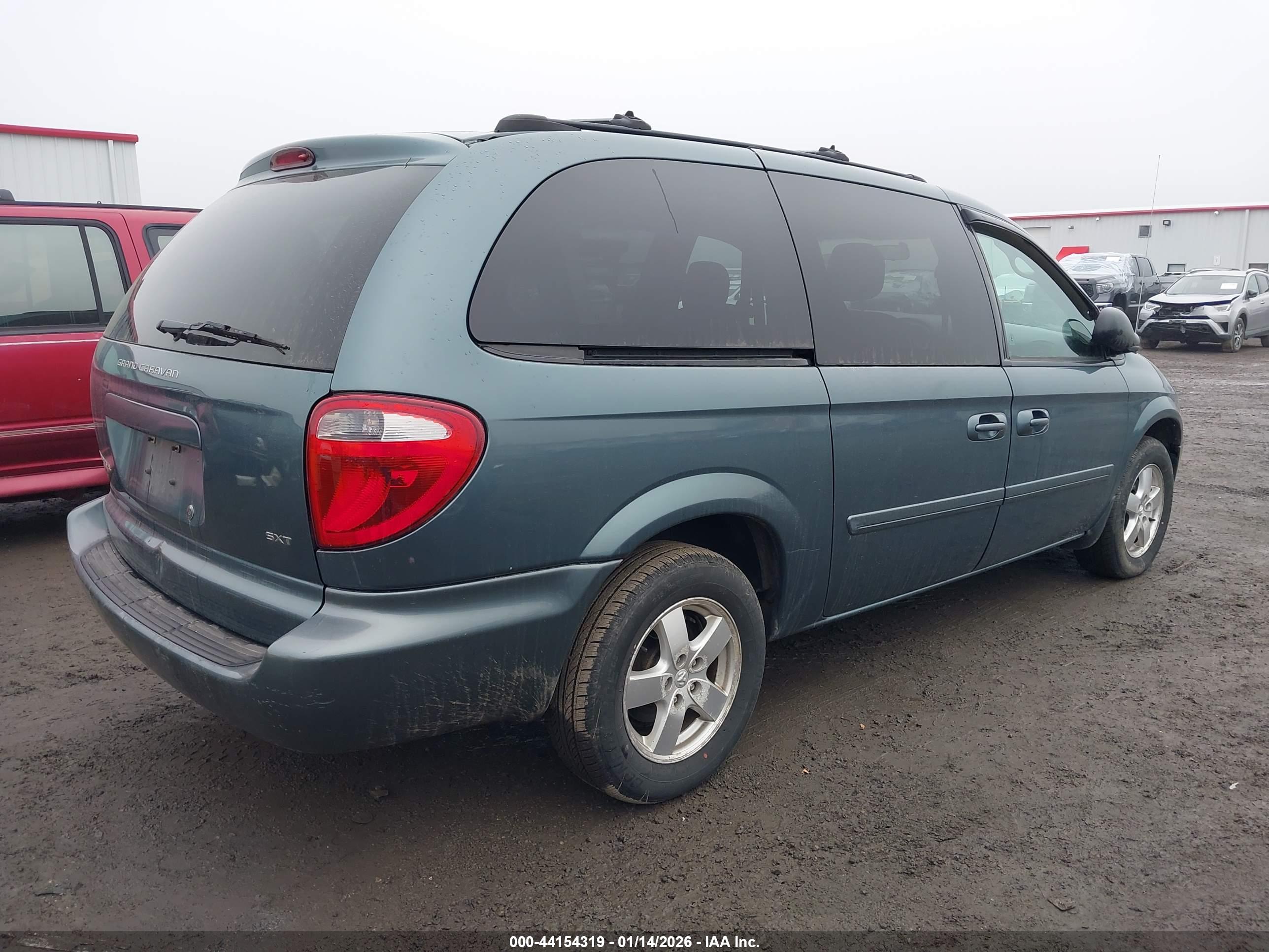 DODGE GRAND image 4