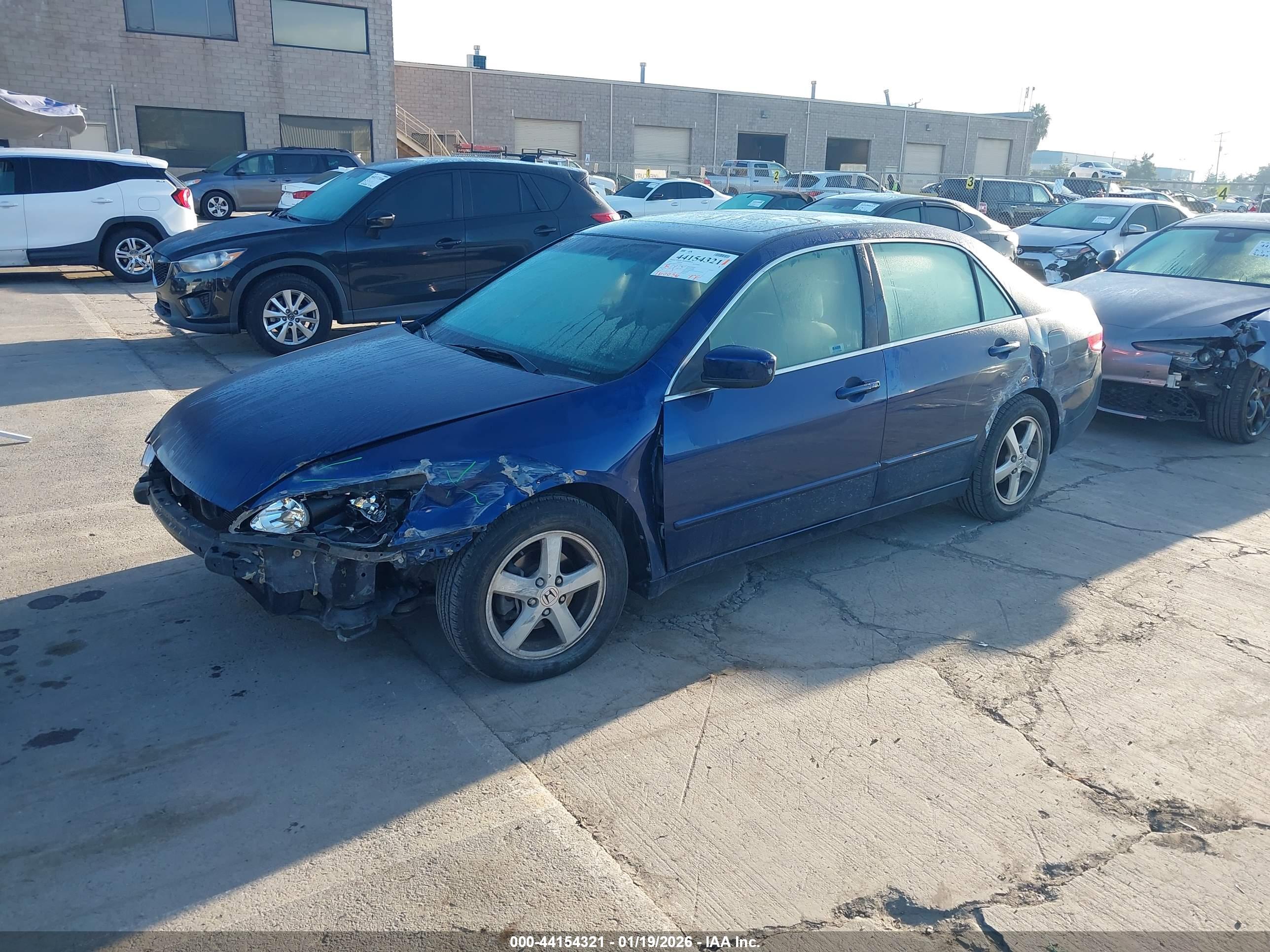 HONDA ACCORD image 2