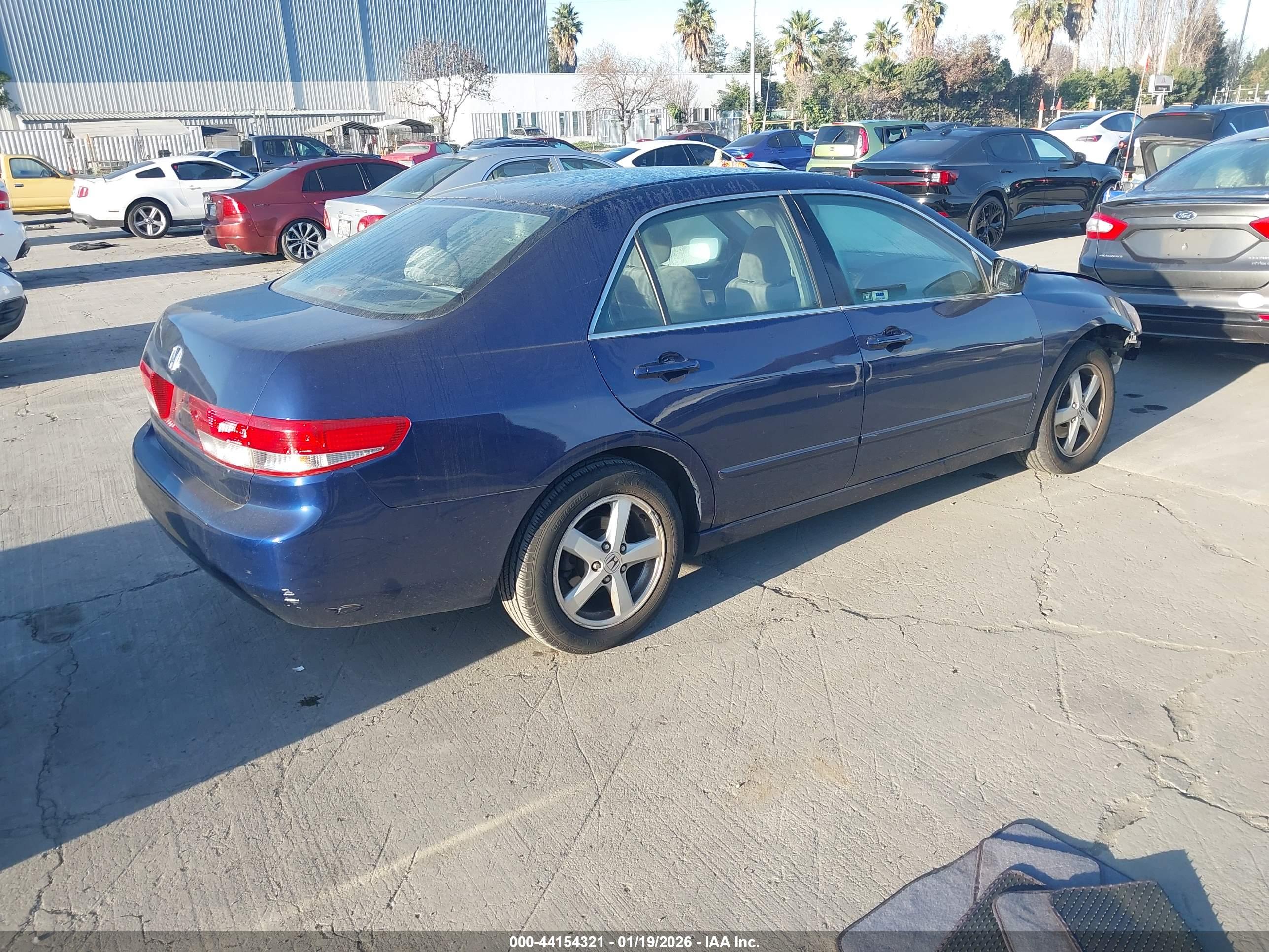 HONDA ACCORD image 4