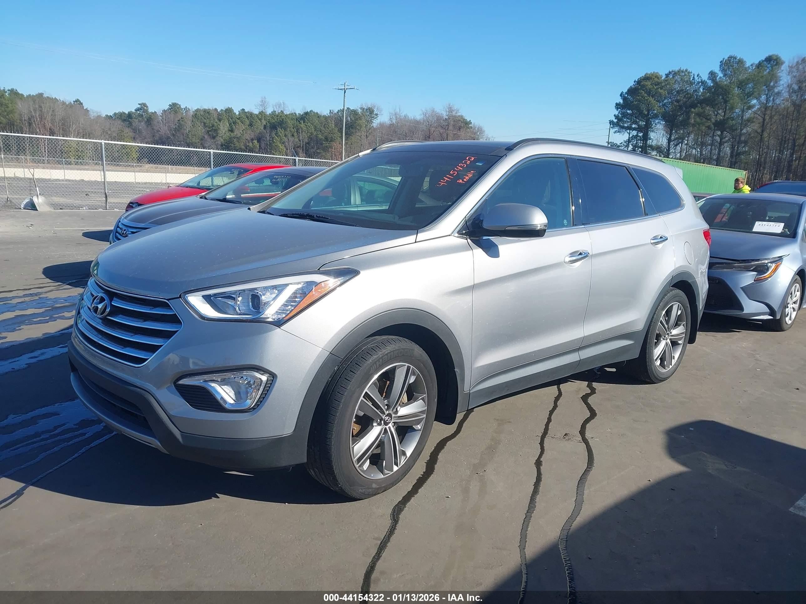 HYUNDAI SANTA image 2