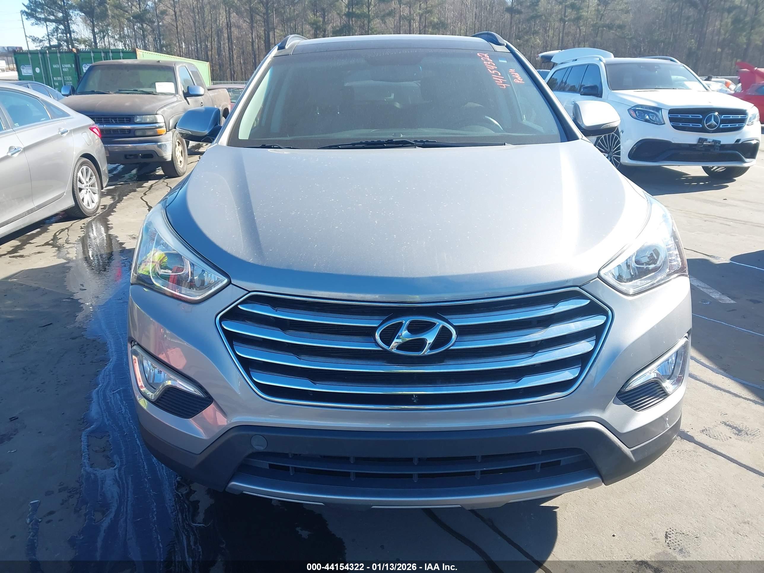 HYUNDAI SANTA image 6