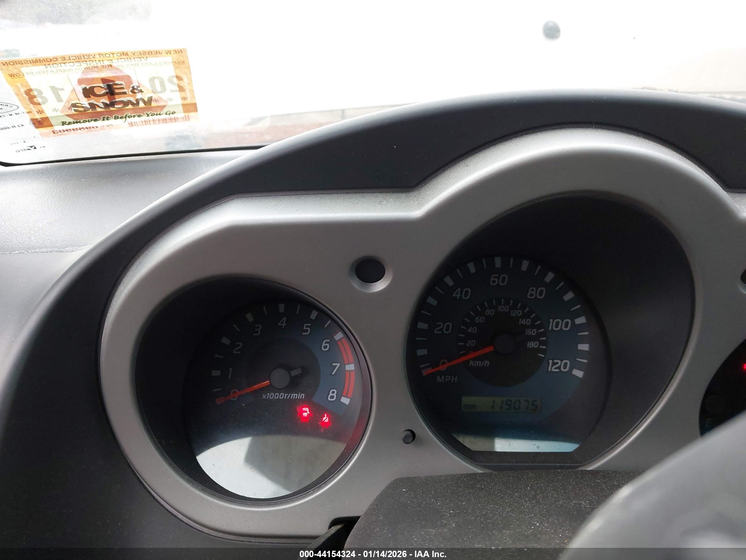 NISSAN XTERRA image 7