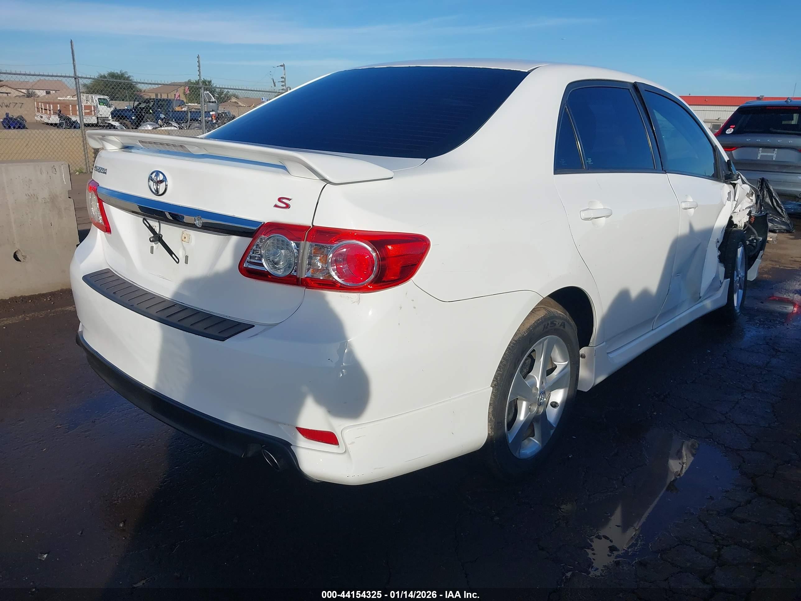TOYOTA COROLLA image 4