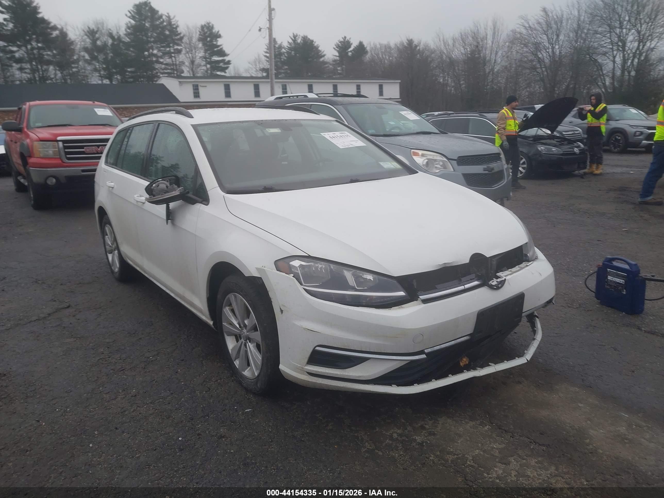 VOLKSWAGEN GOLF image 6