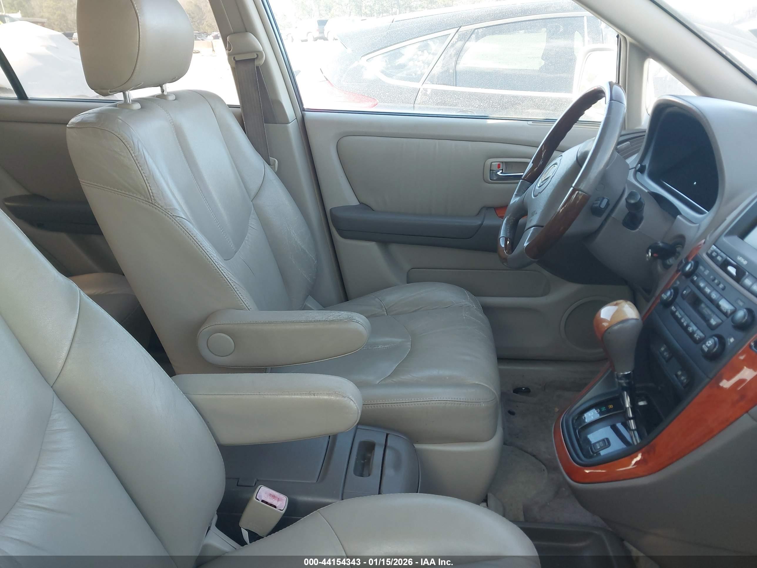 LEXUS RX image 5