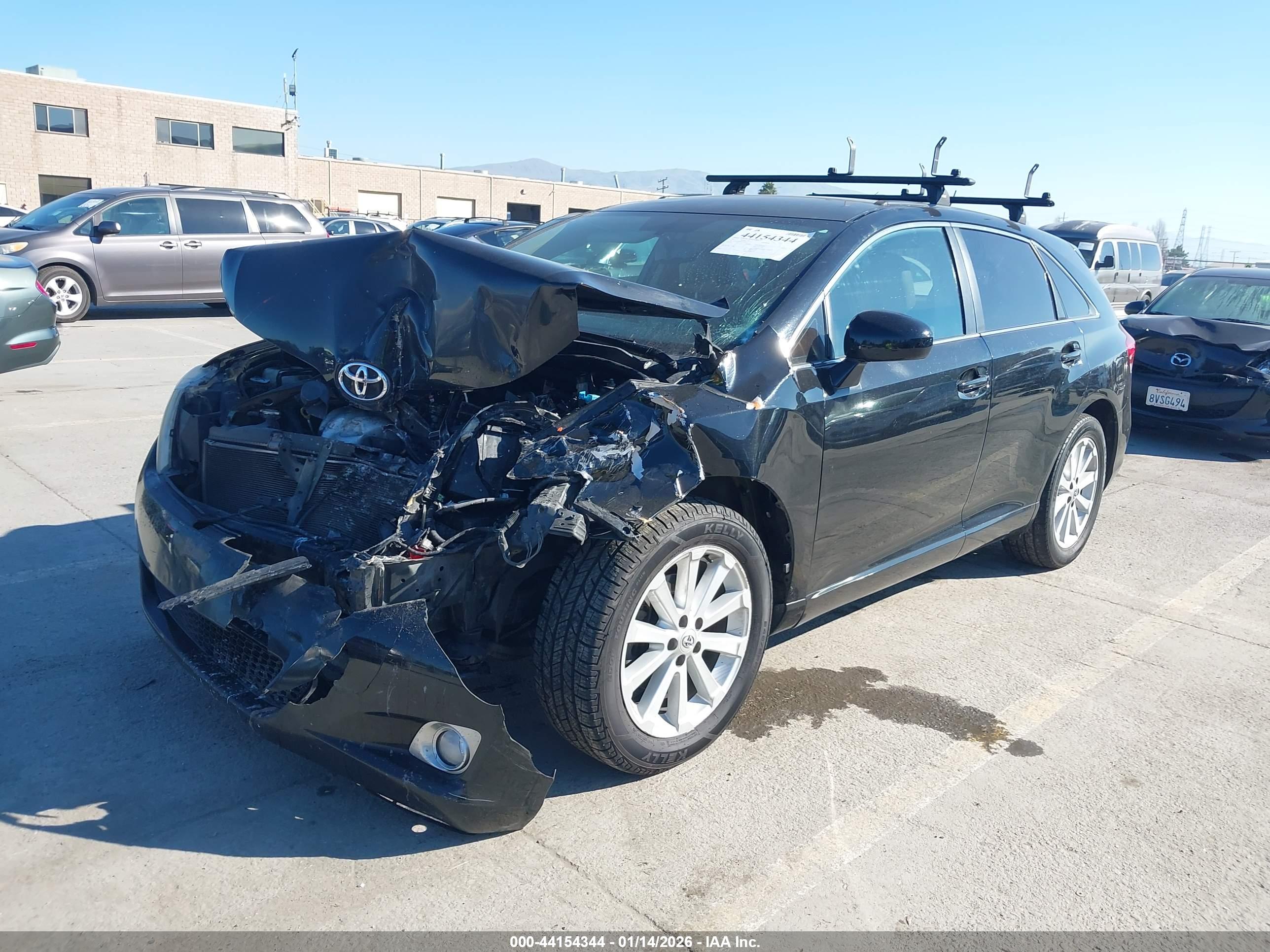 TOYOTA VENZA image 2