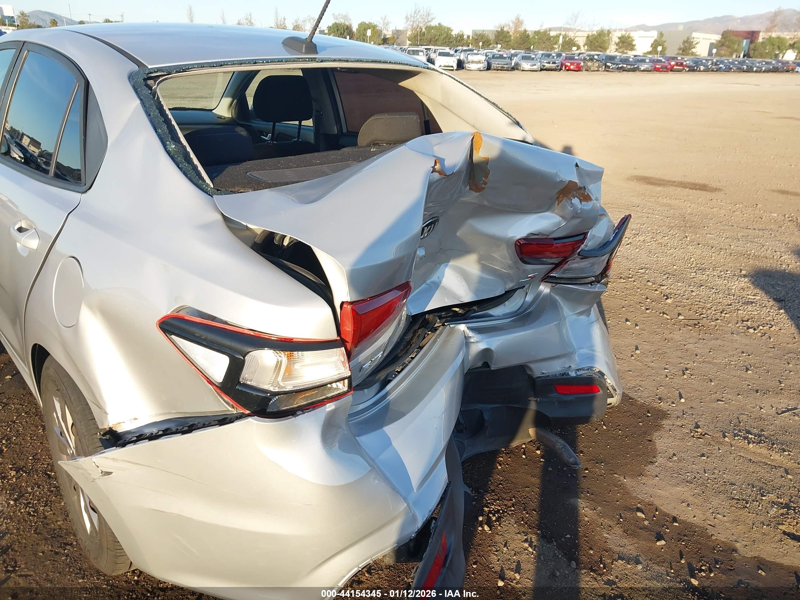 KIA RIO image 6
