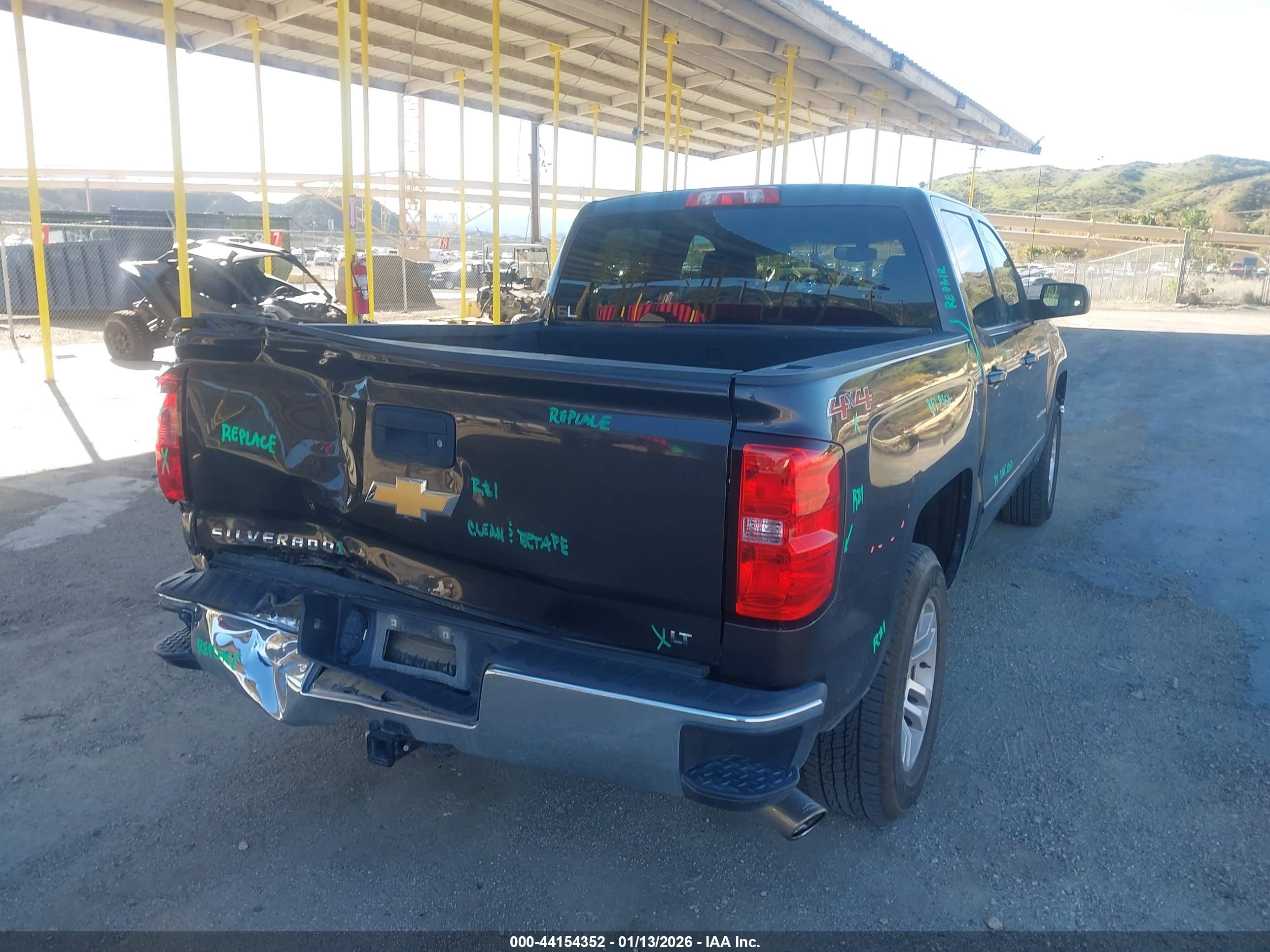 CHEVROLET SILVERADO image 4