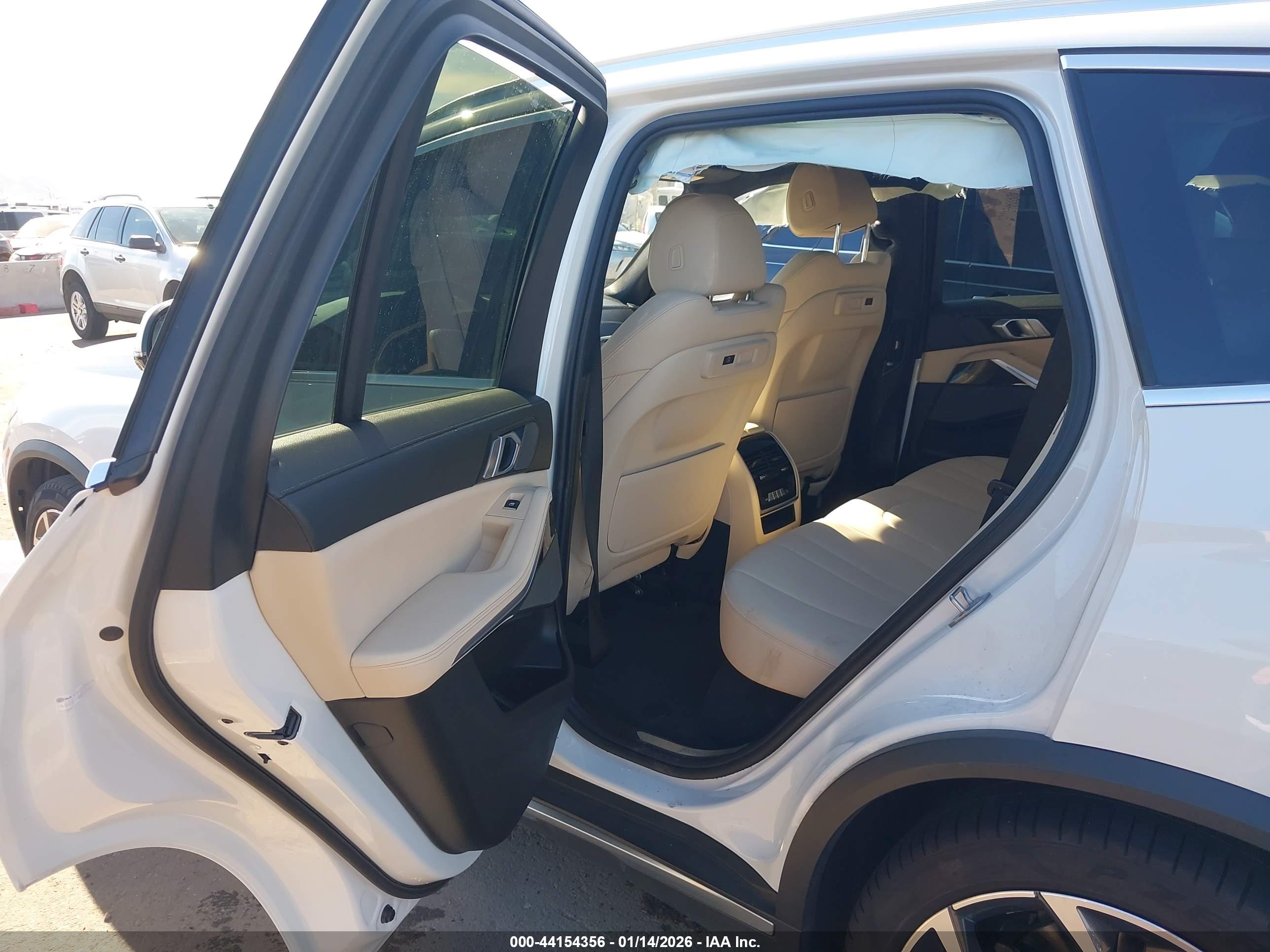 BMW X5 image 8