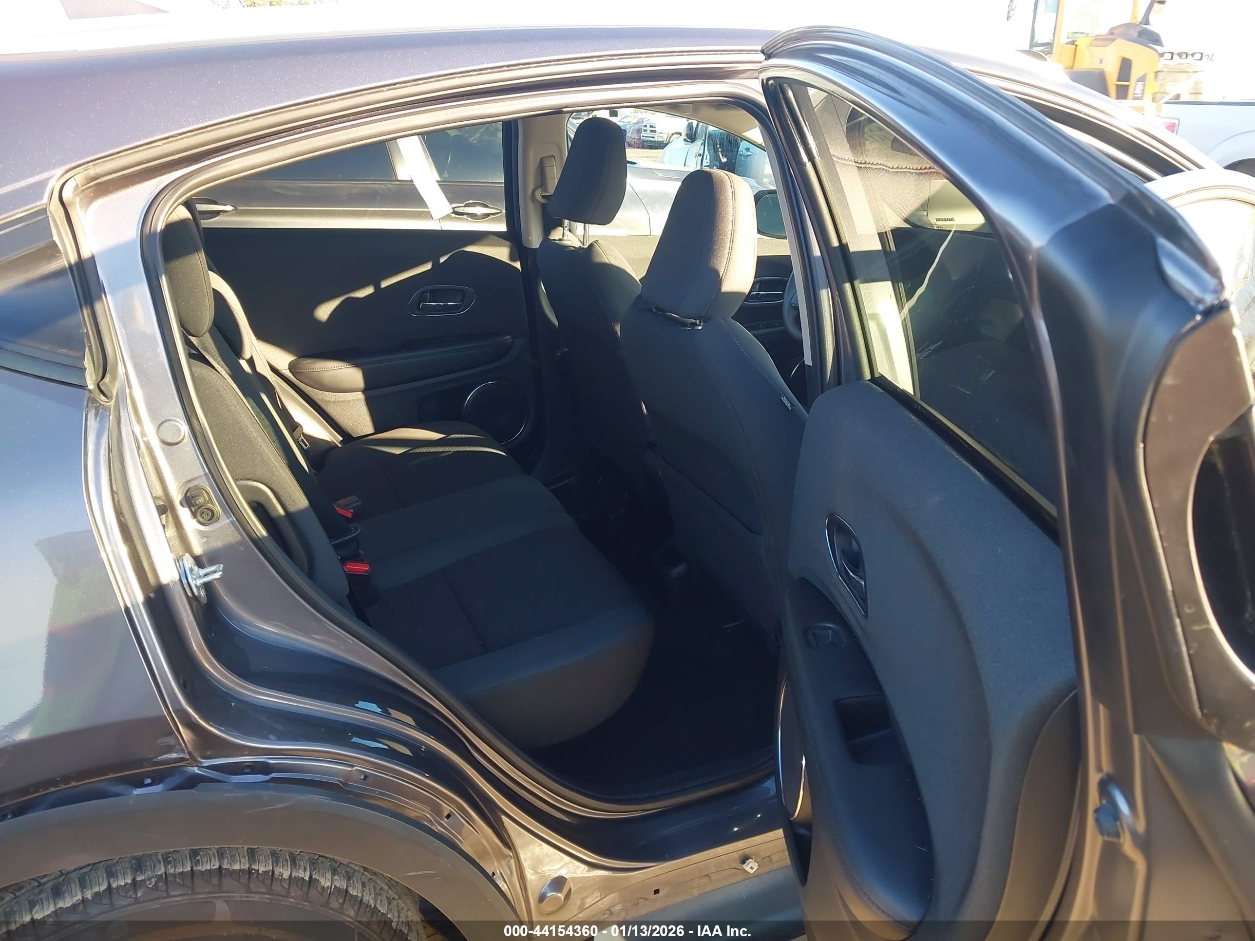 HONDA HR-V image 8