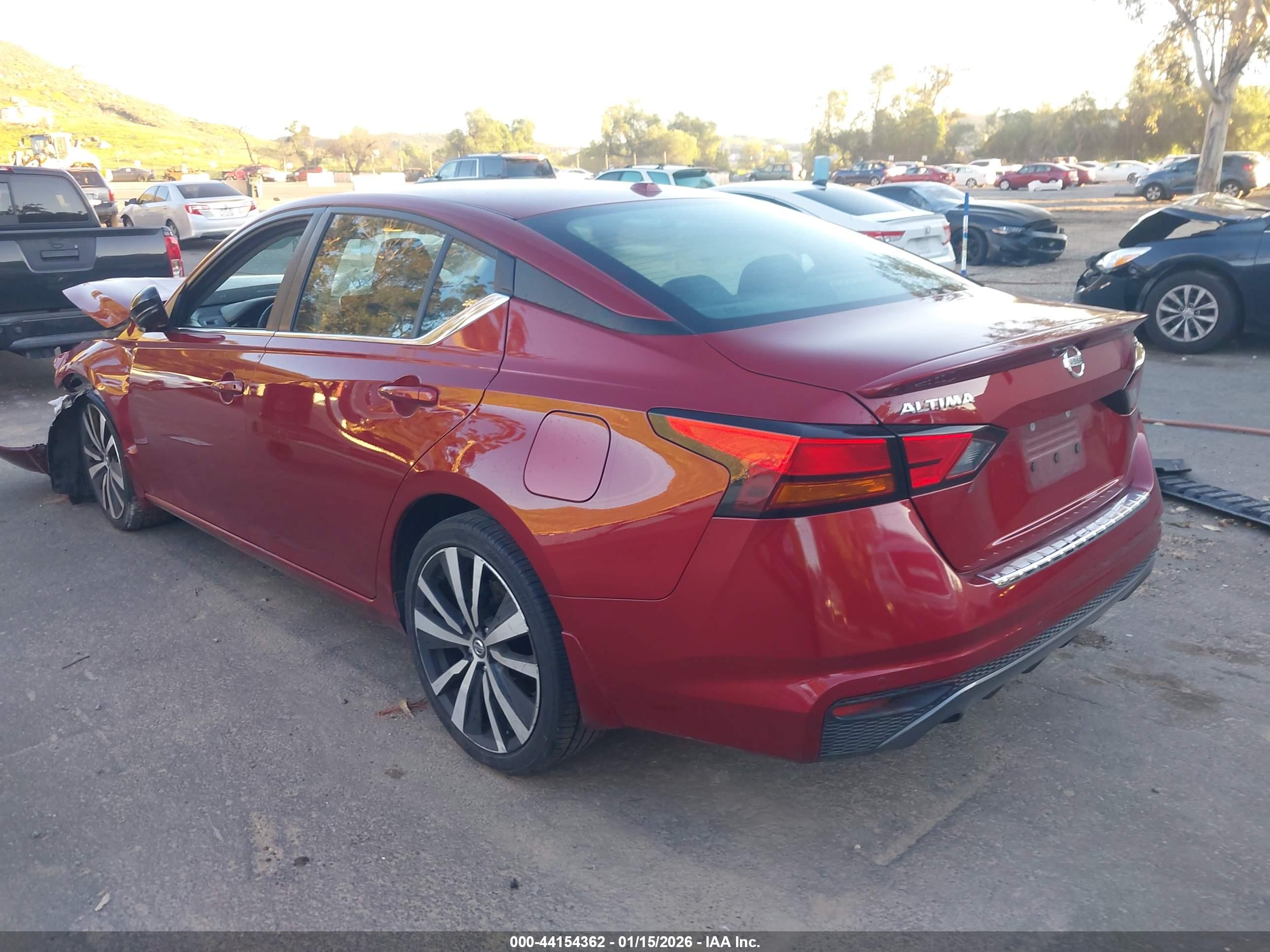 NISSAN ALTIMA image 3