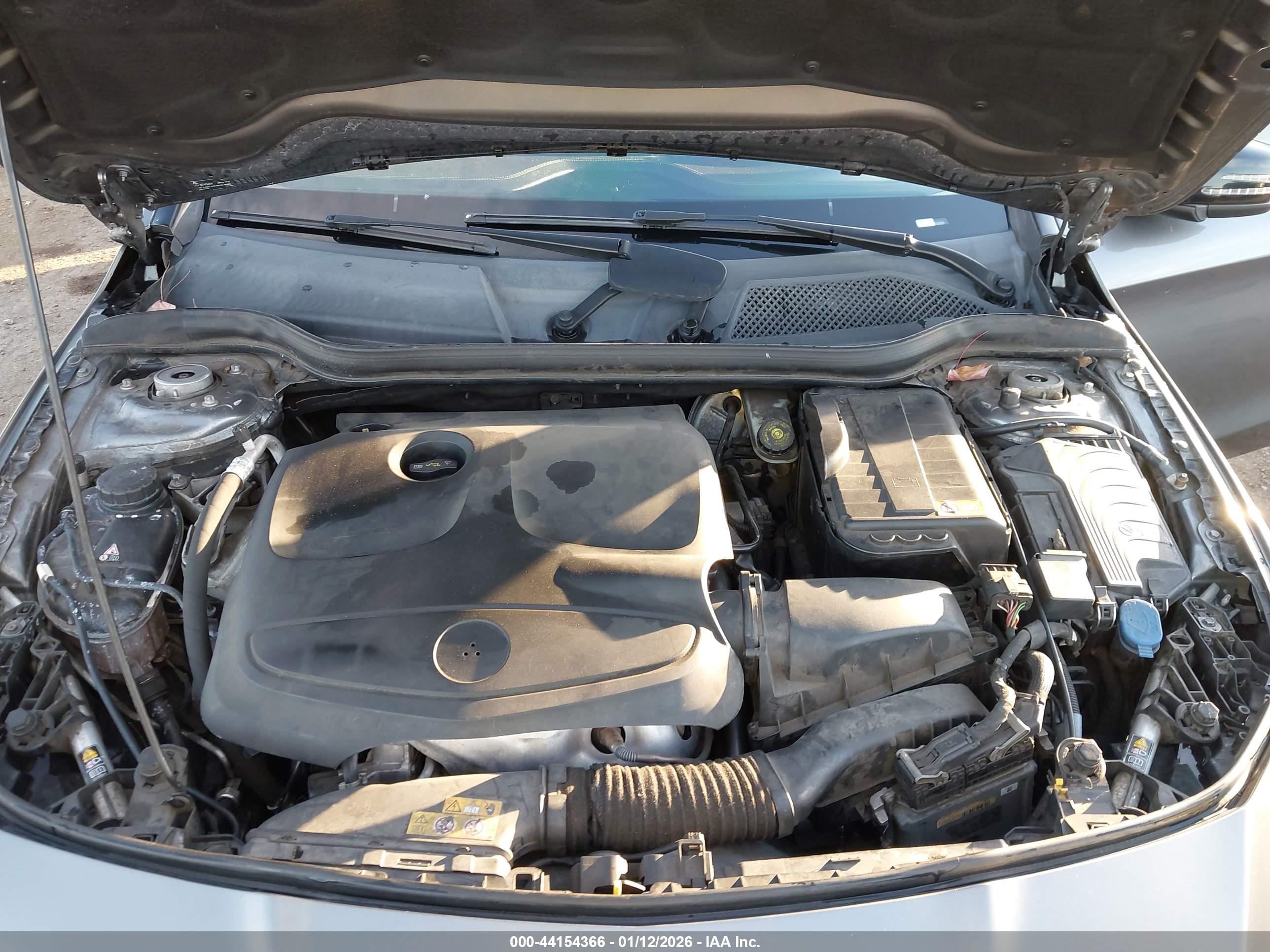 MERCEDES-BENZ CLA image 10