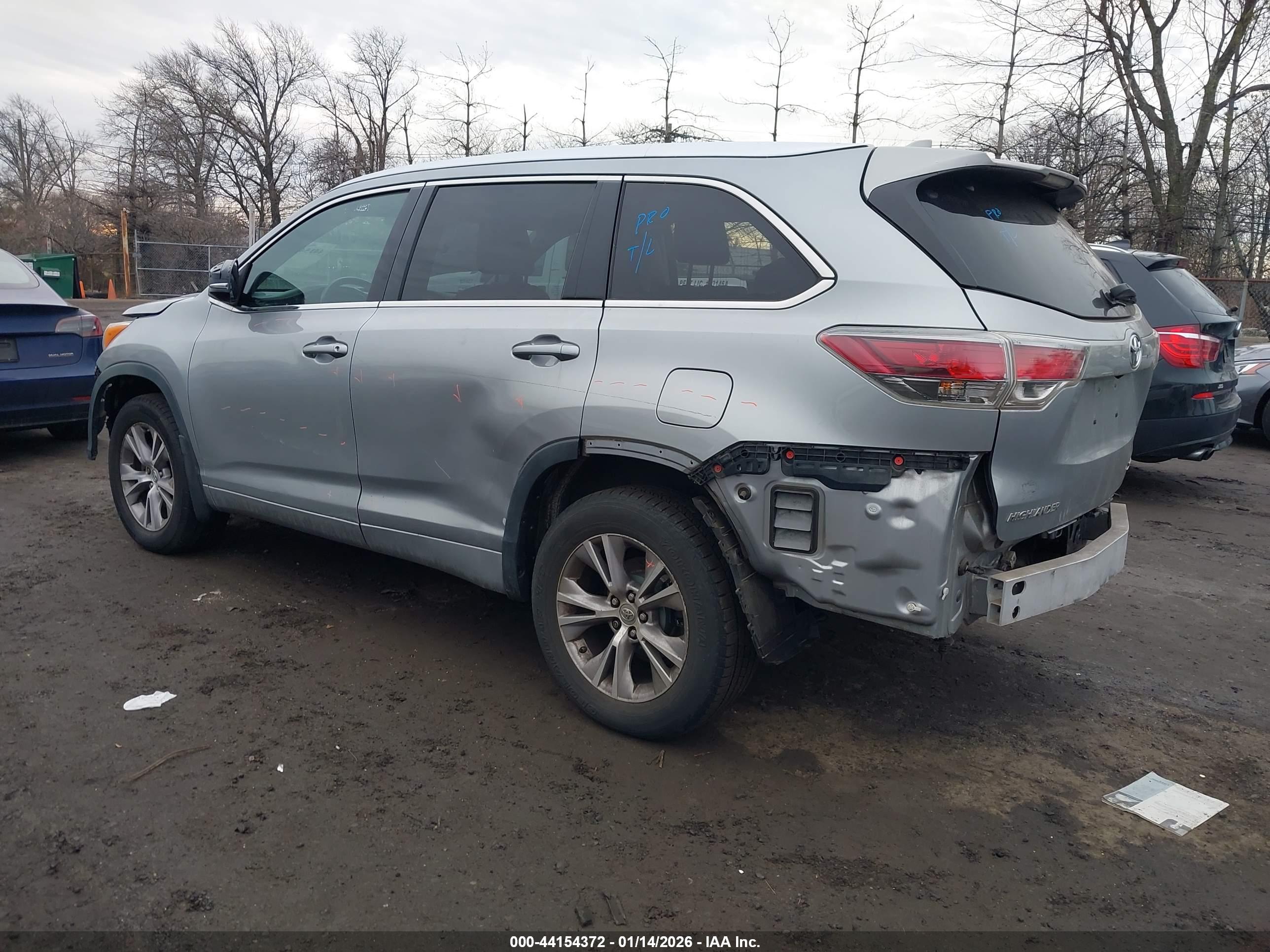 TOYOTA HIGHLANDER image 3