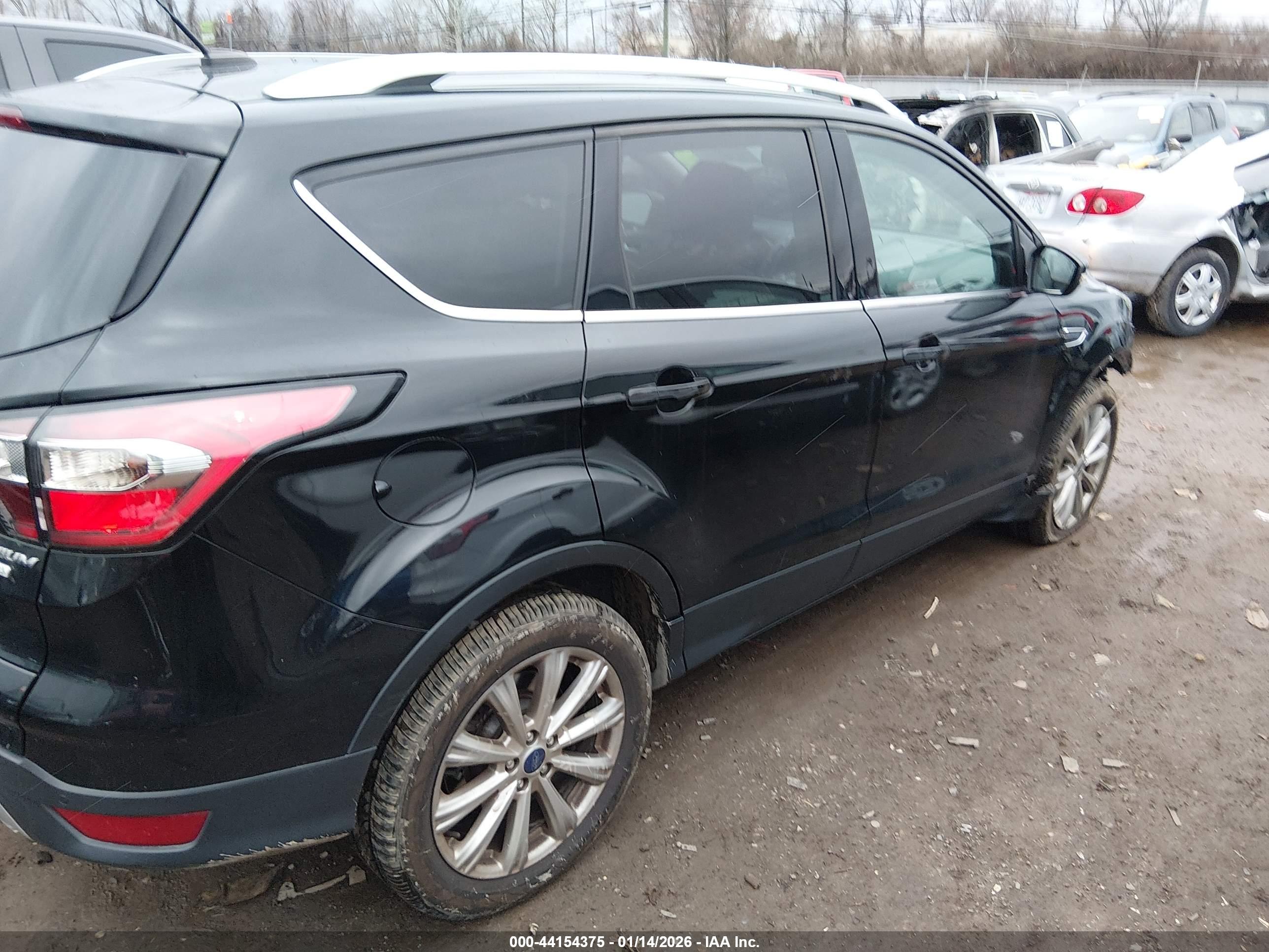 FORD ESCAPE image 4