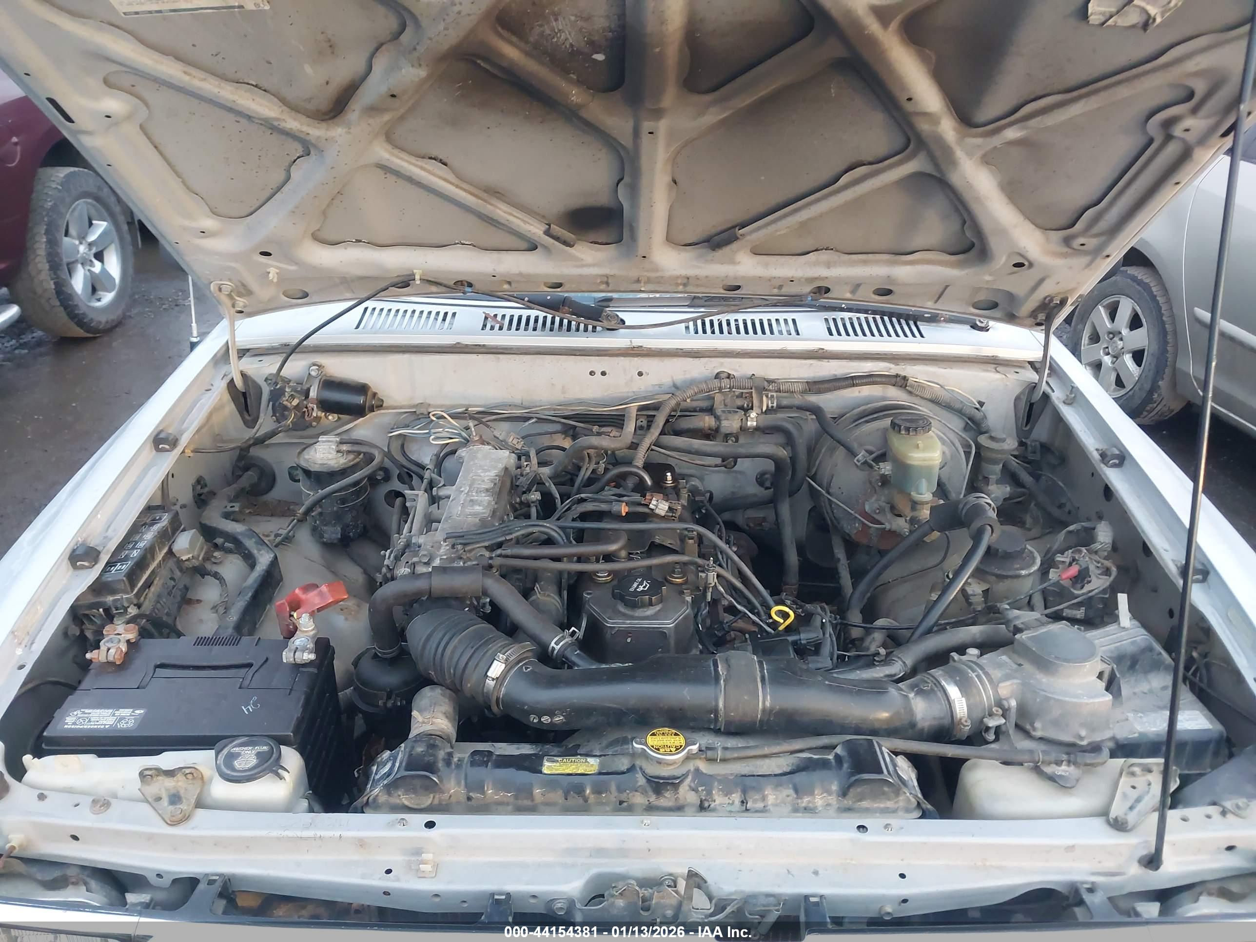 TOYOTA PICKUP image 10