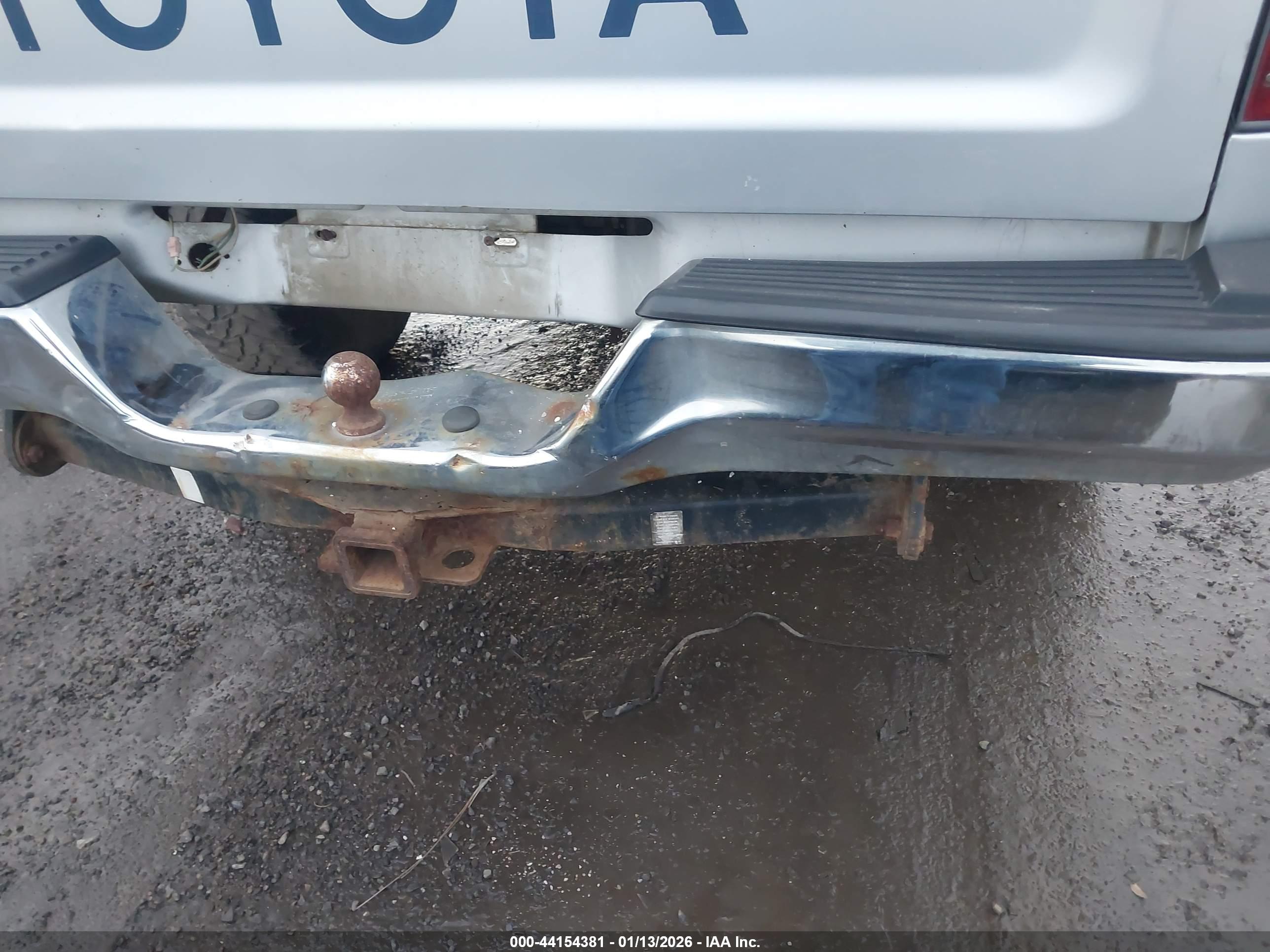 TOYOTA PICKUP image 6