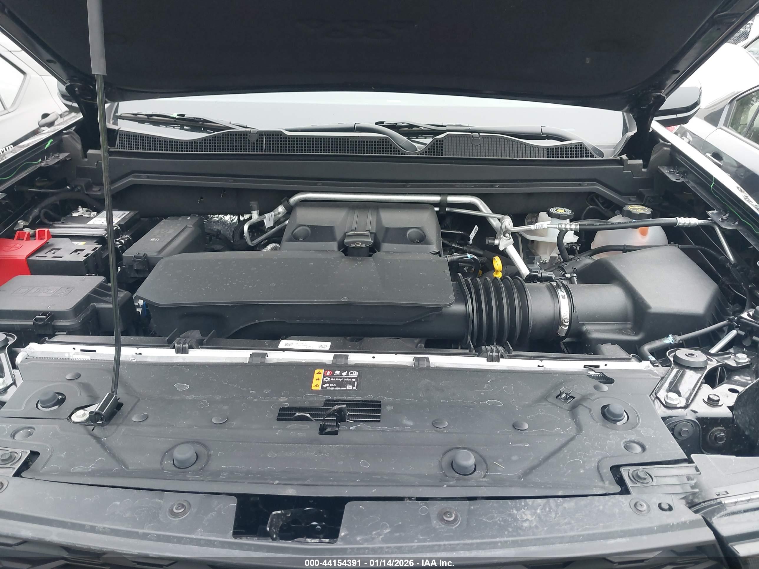 CHEVROLET COLORADO image 10