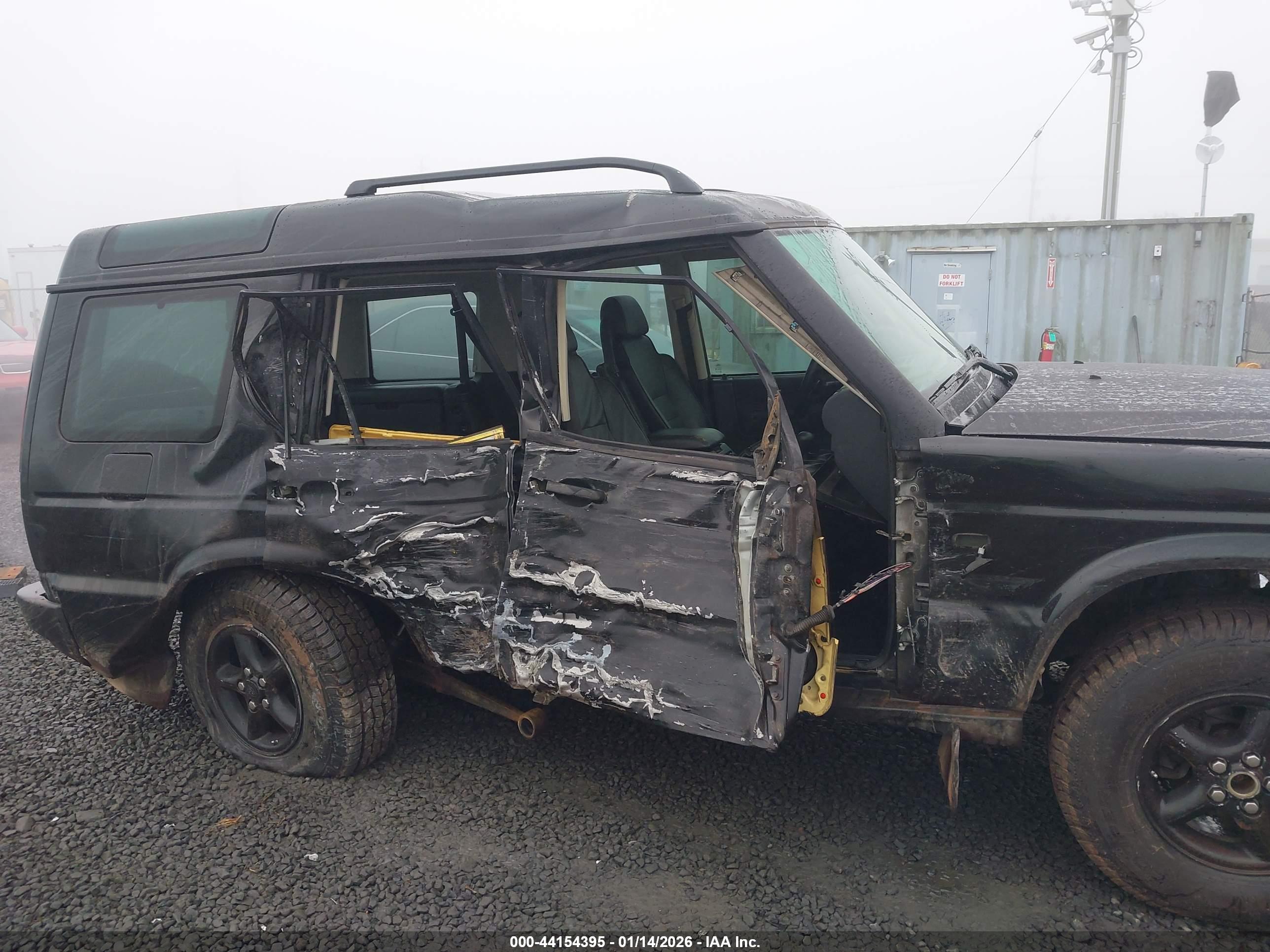LAND ROVER image 6