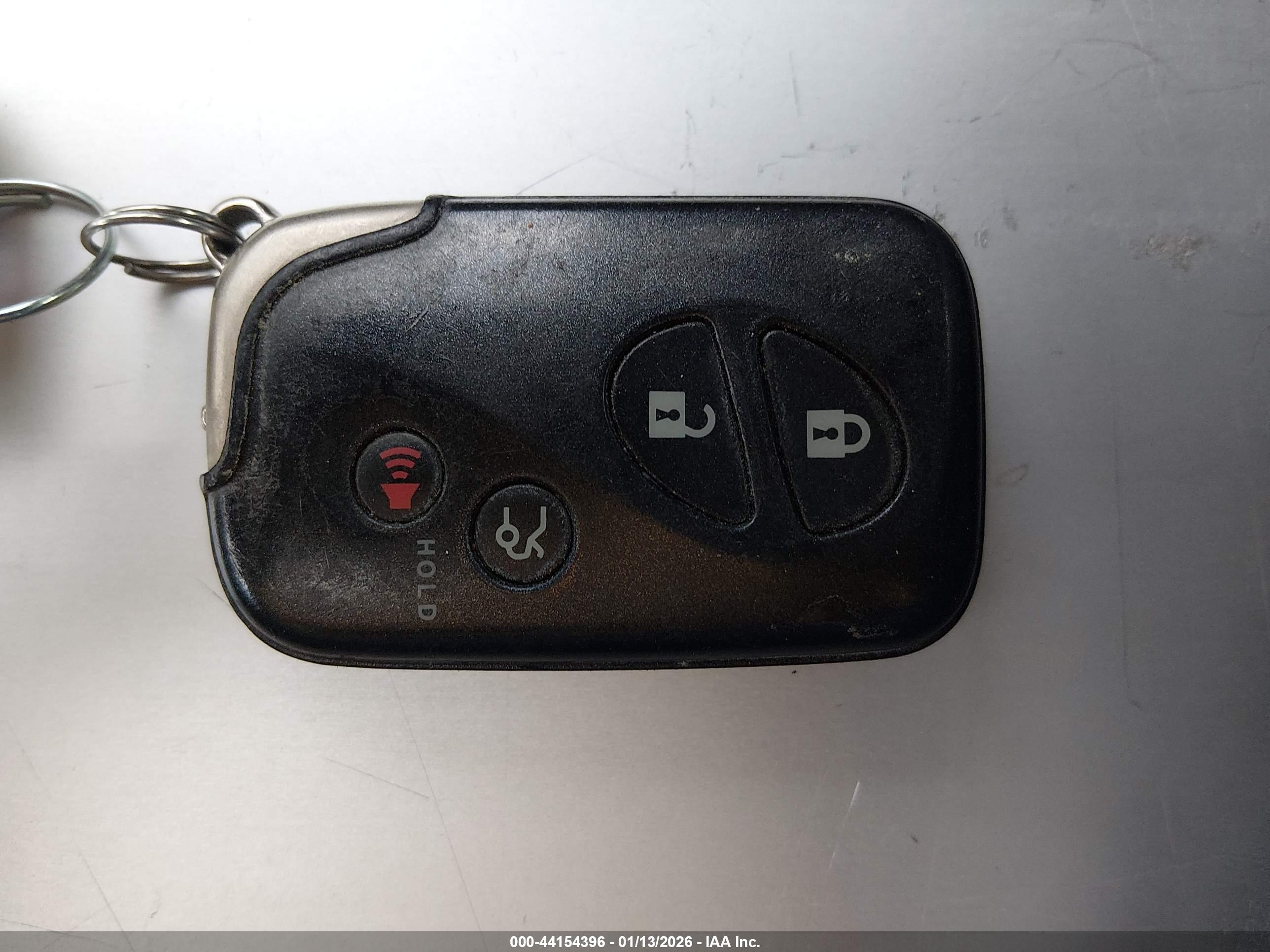 LEXUS IS image 11