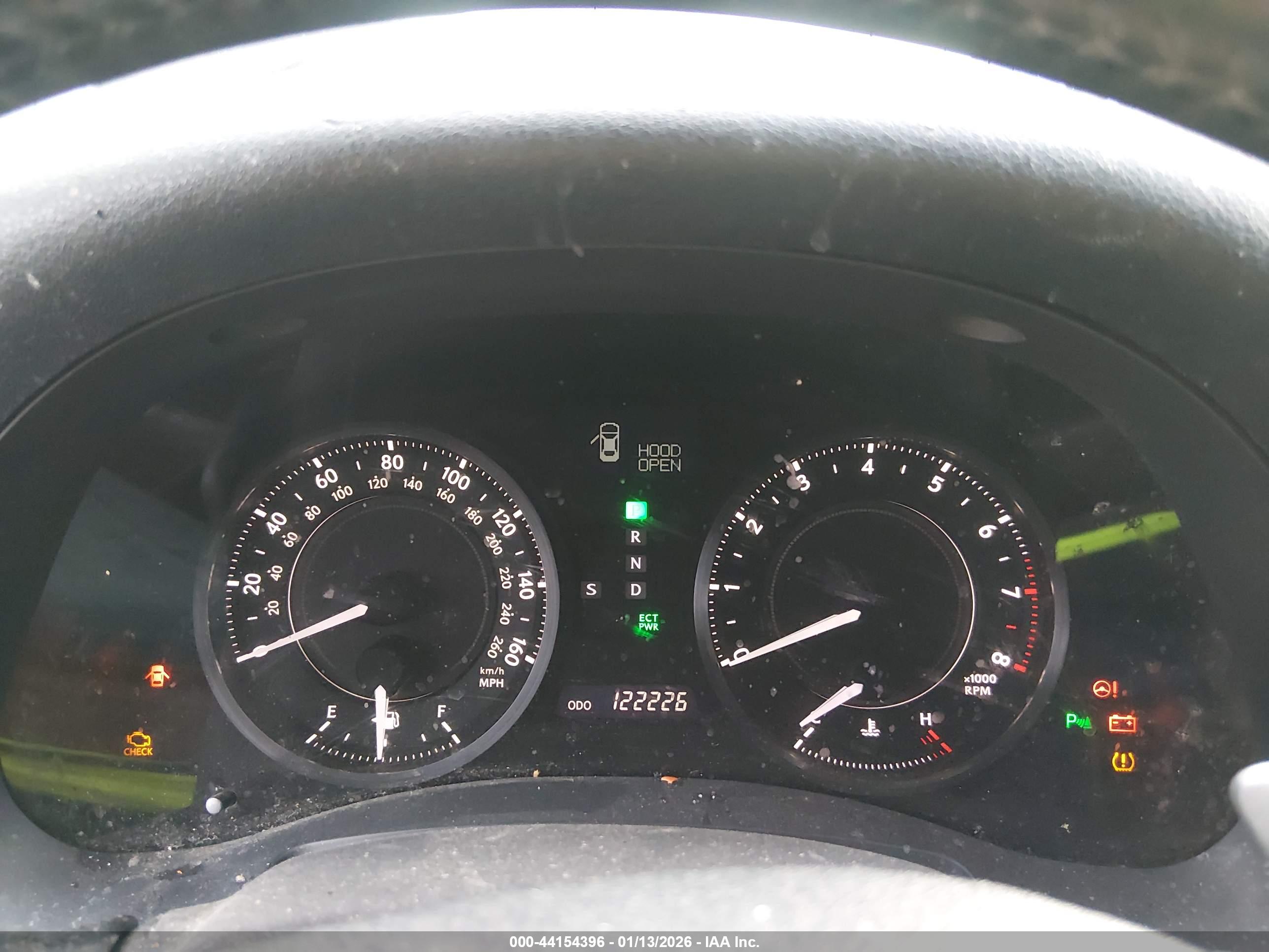 LEXUS IS image 7