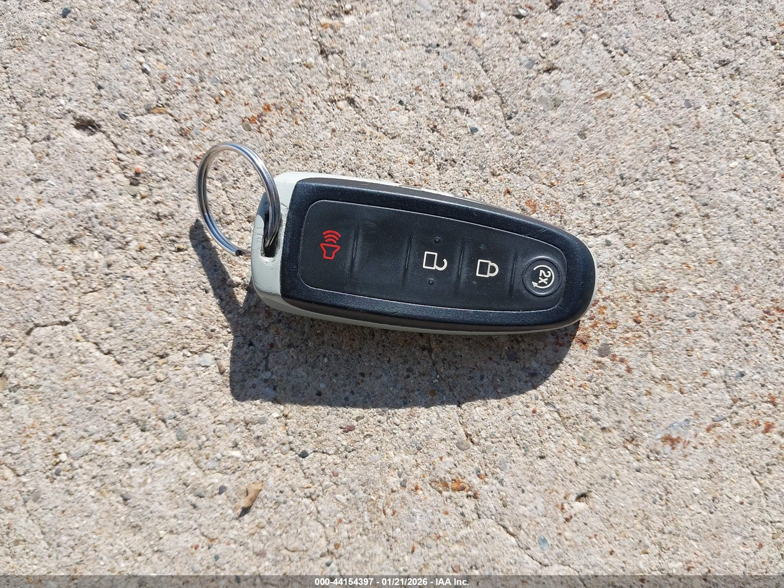 FORD EXPLORER image 11