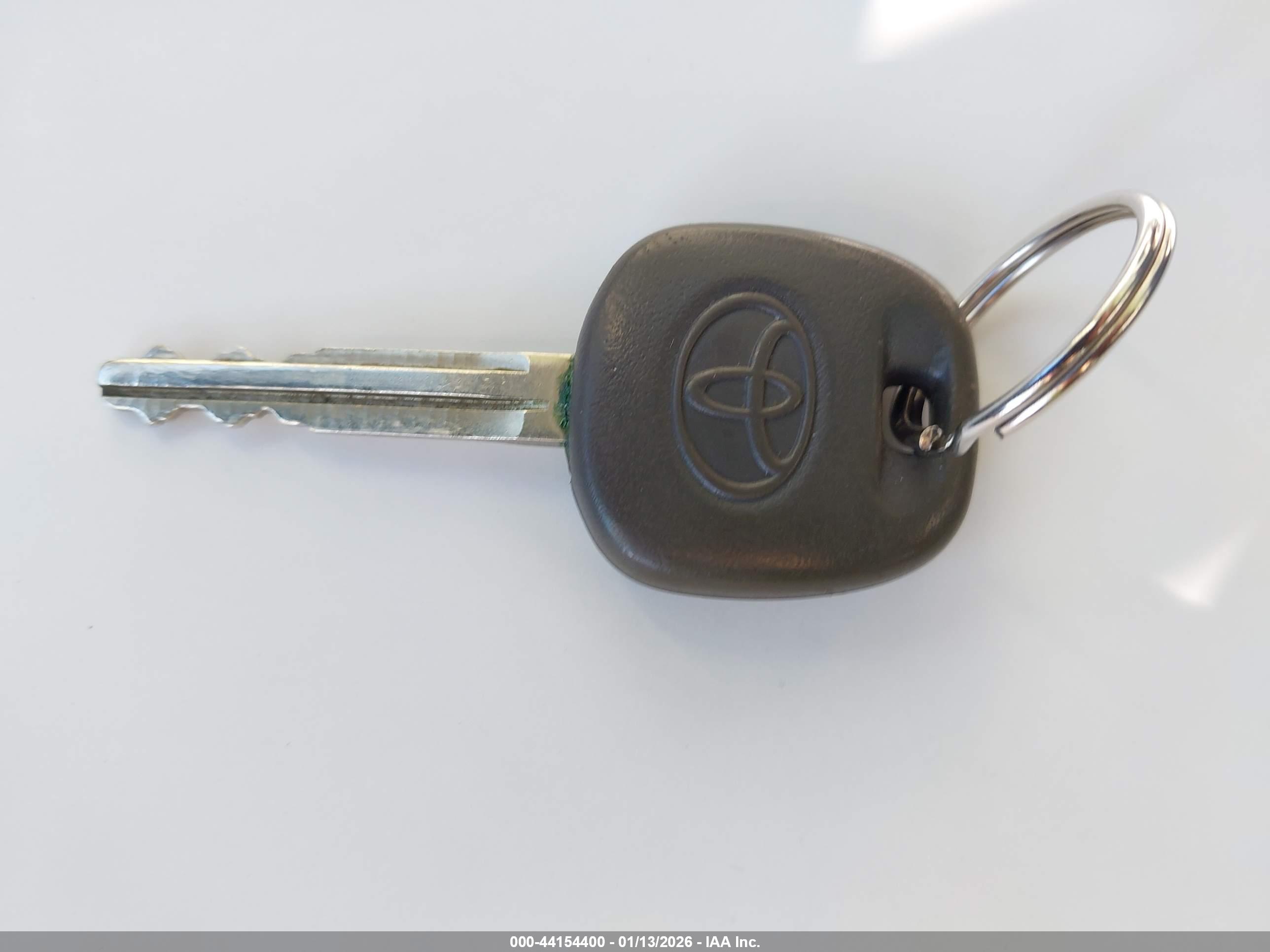 TOYOTA COROLLA image 11