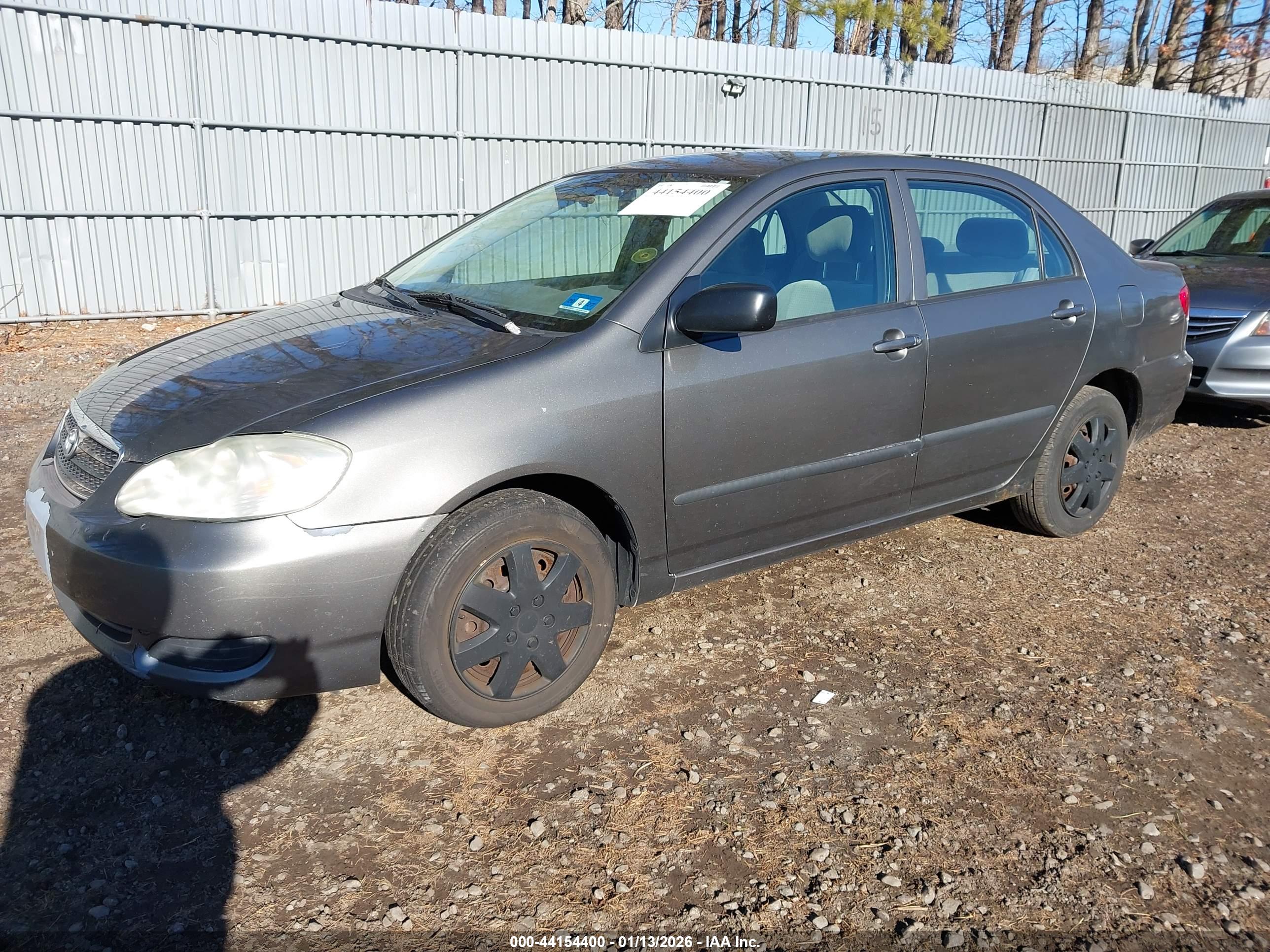 TOYOTA COROLLA image 2