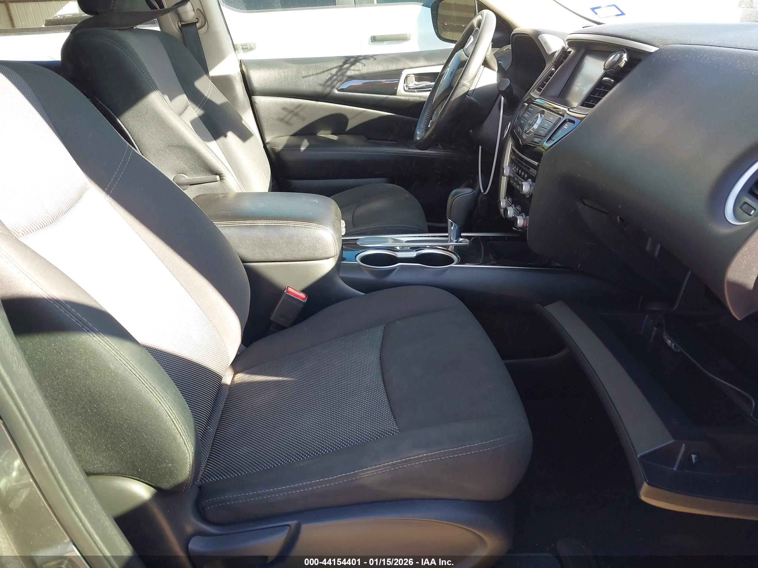 NISSAN PATHFINDER image 5