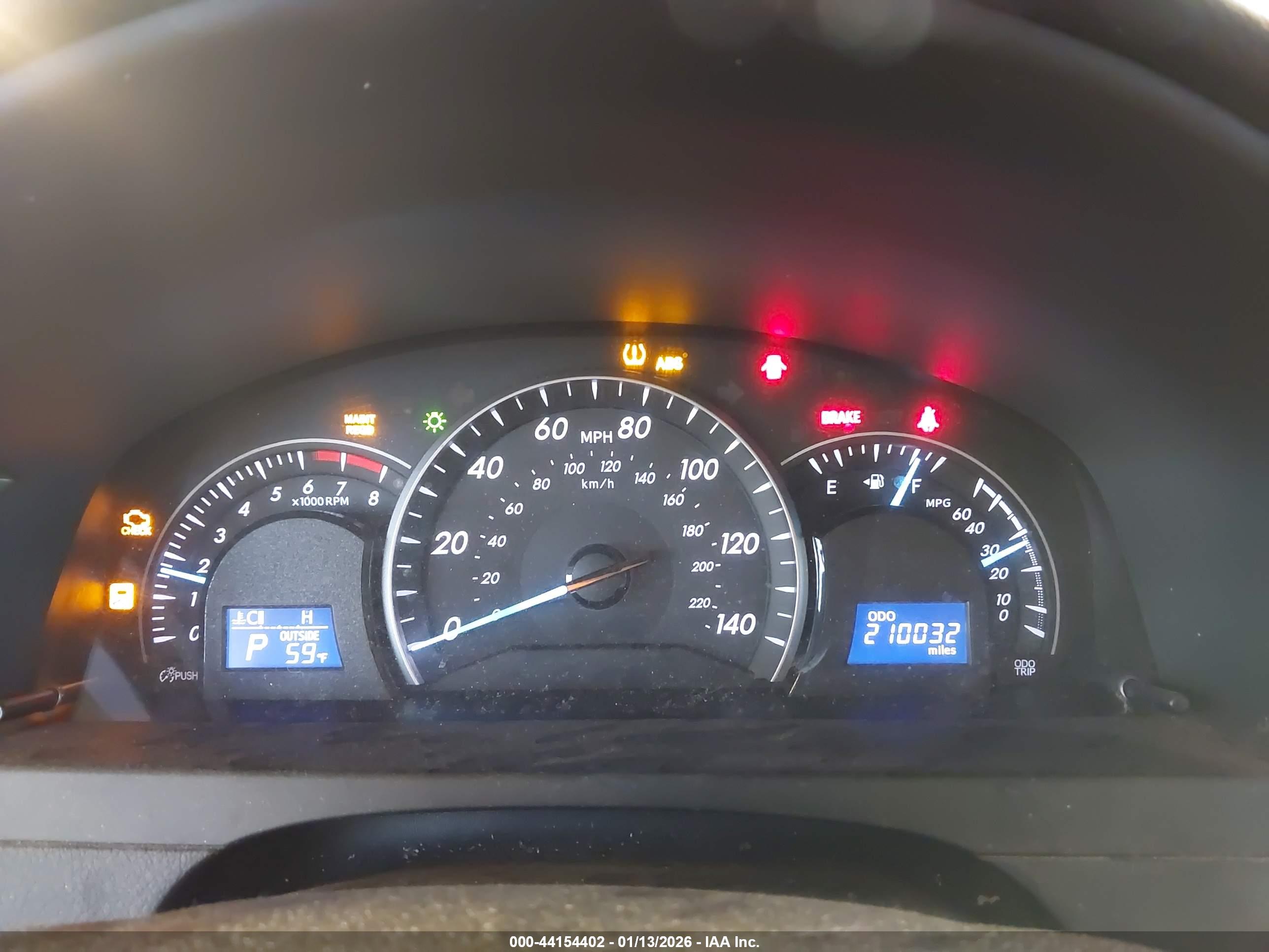 TOYOTA CAMRY image 7