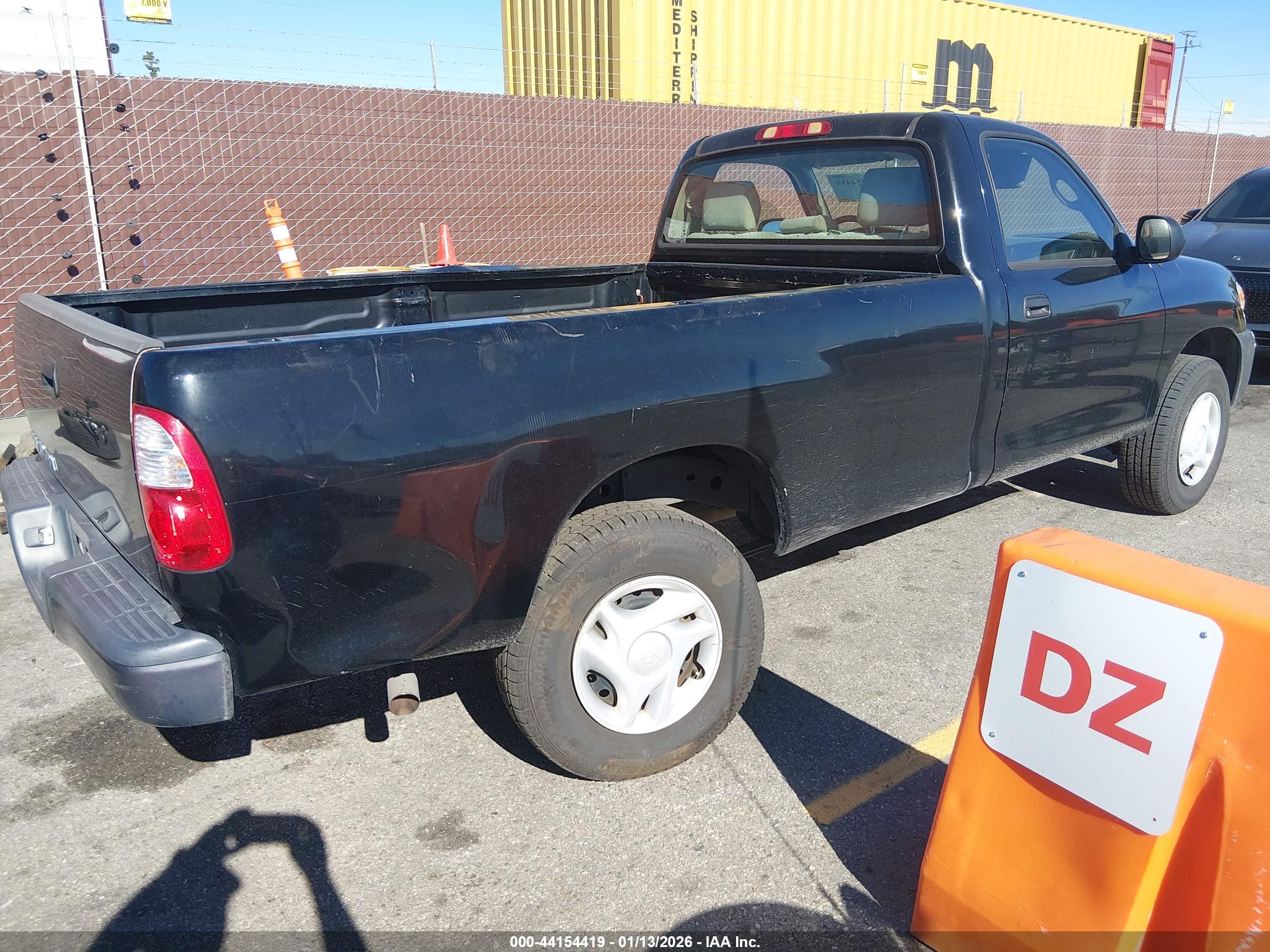 TOYOTA TUNDRA image 4