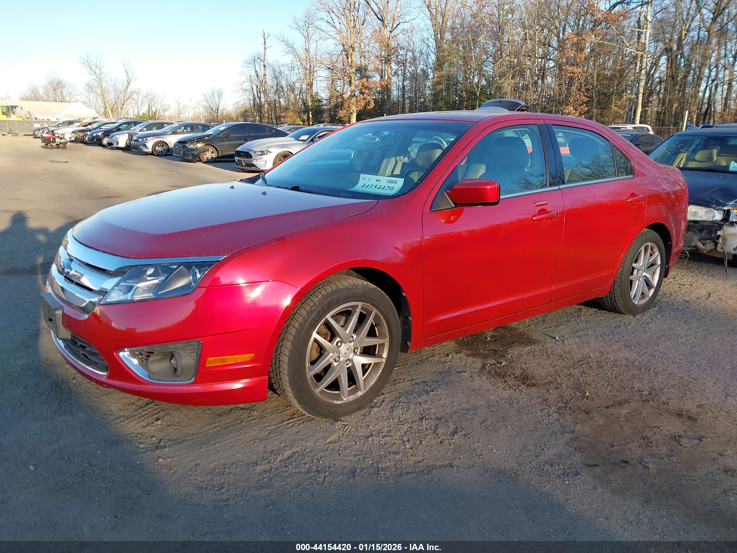 FORD FUSION image 2