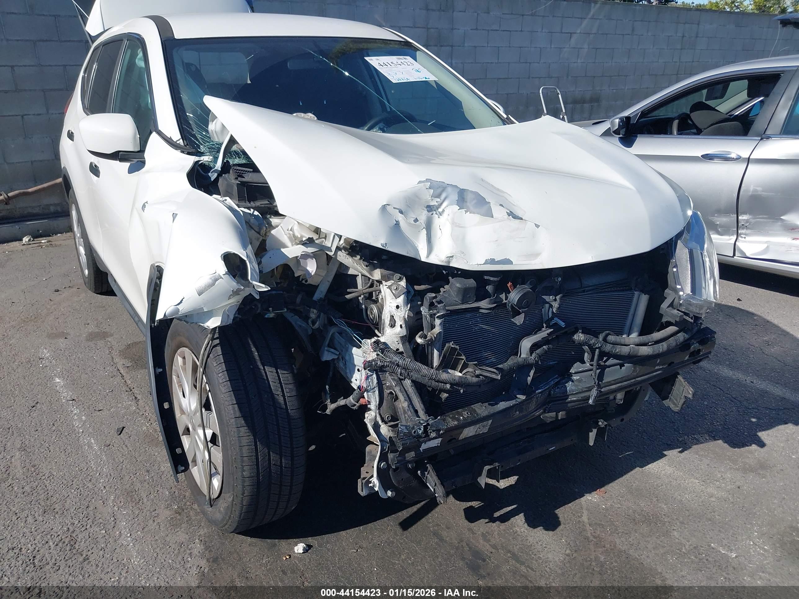 NISSAN ROGUE image 6