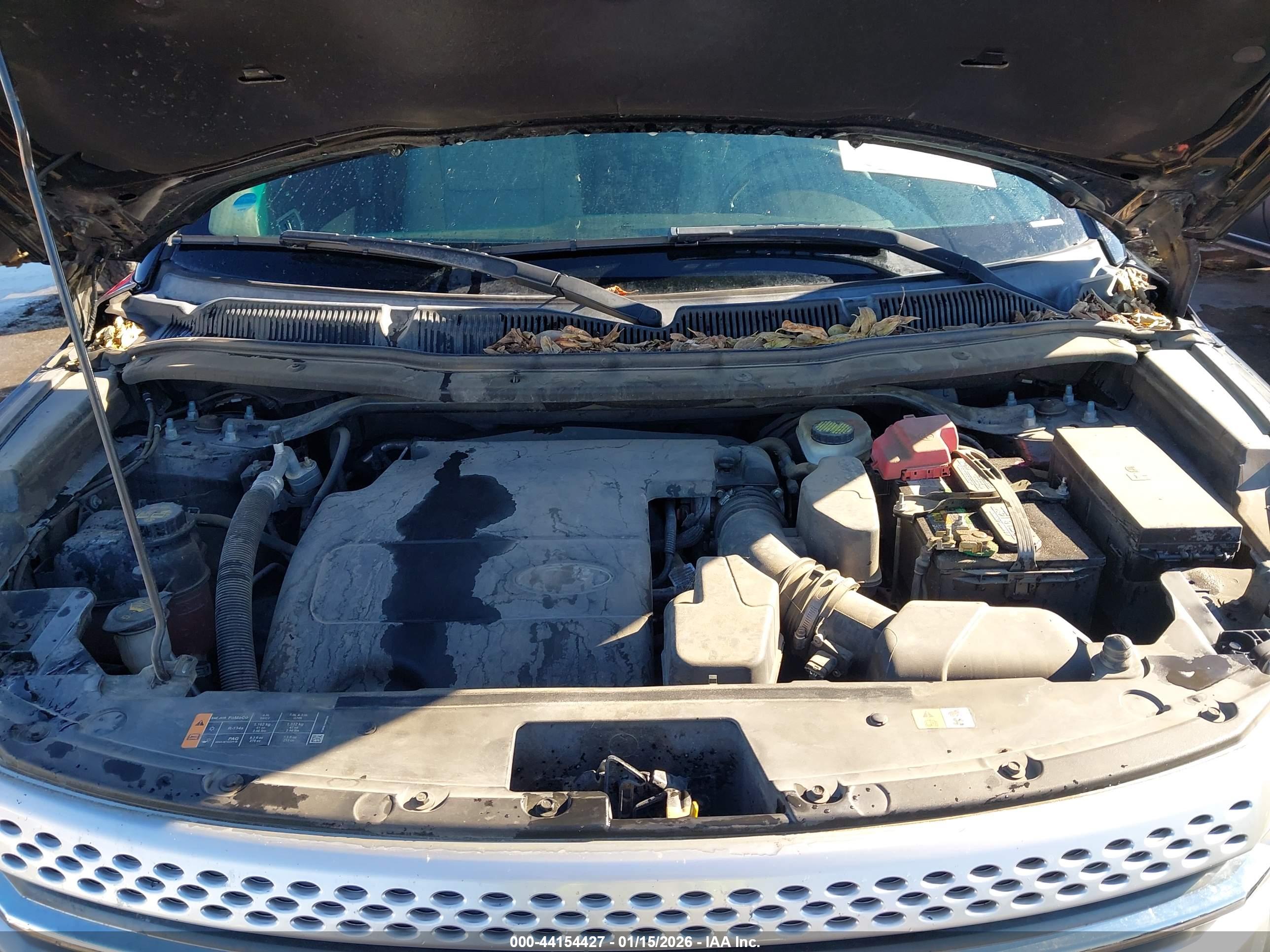 FORD EXPLORER image 10