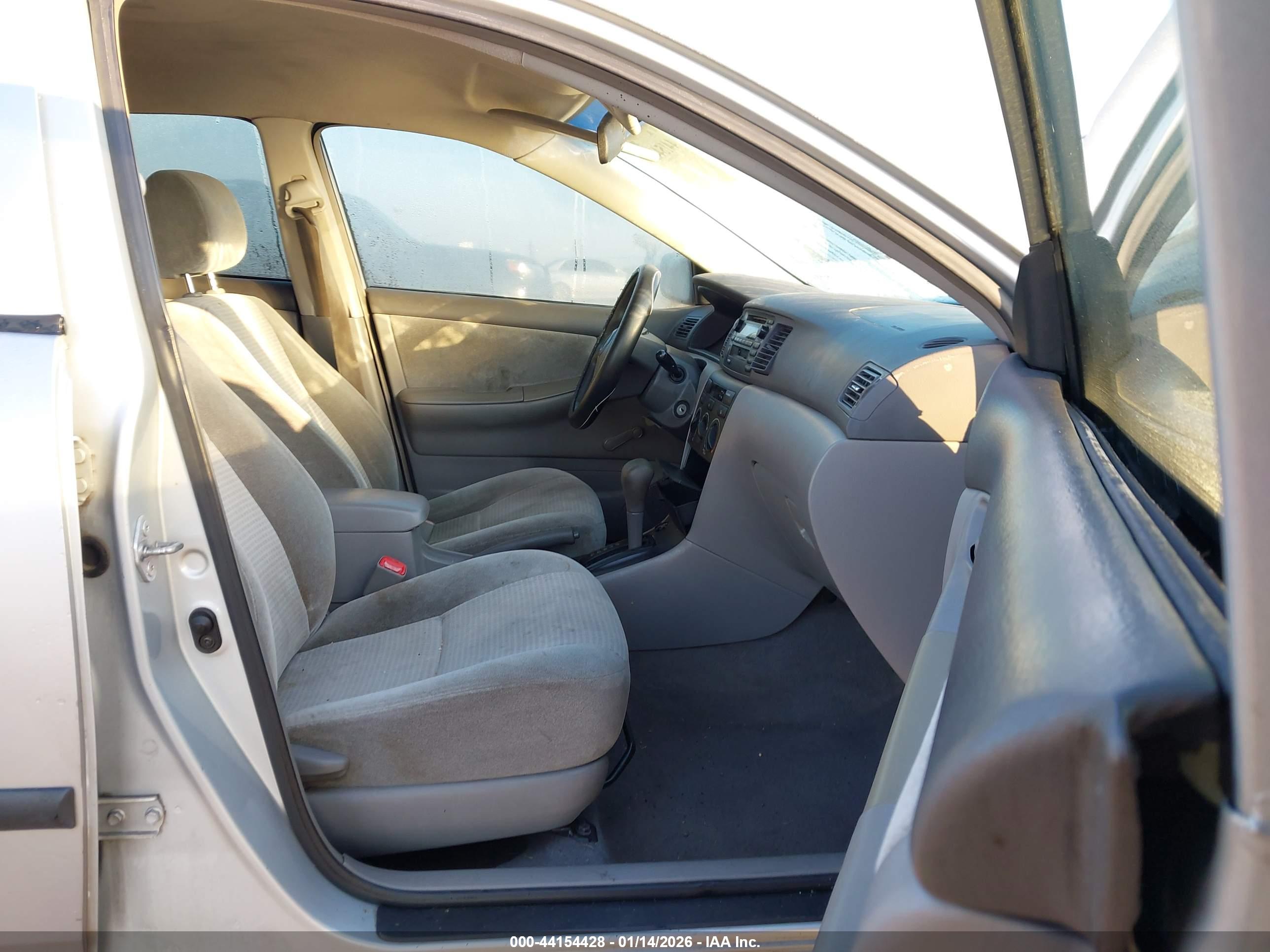 TOYOTA COROLLA image 5