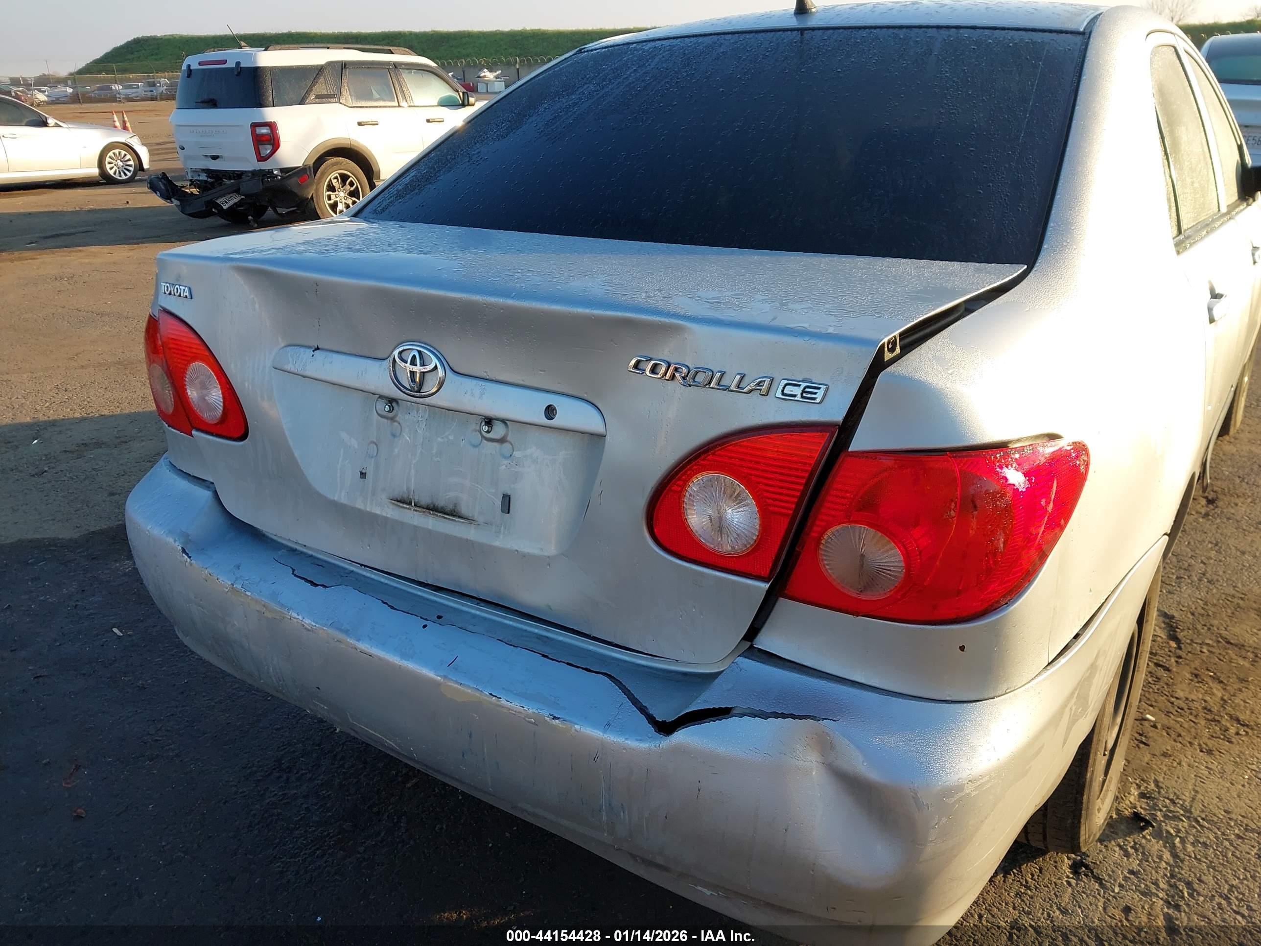 TOYOTA COROLLA image 6