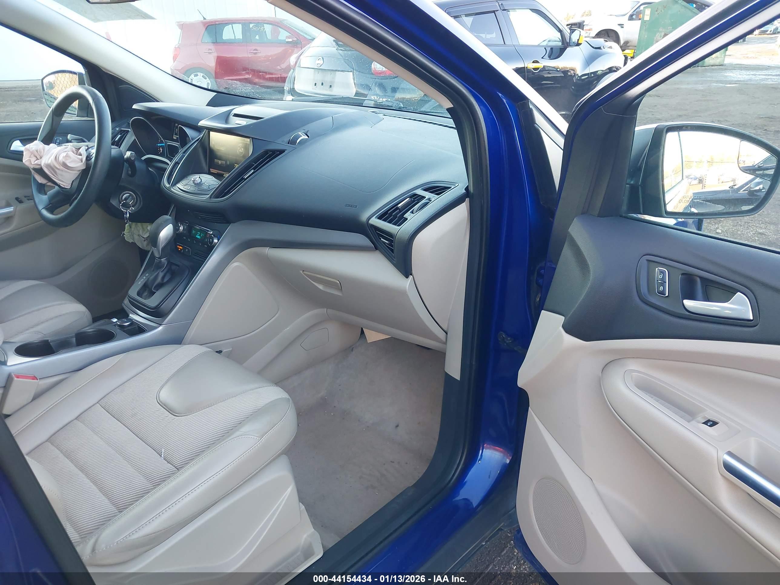 FORD ESCAPE image 5