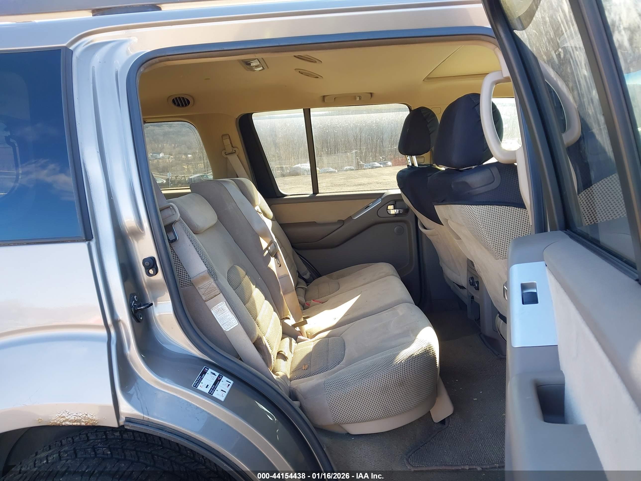NISSAN PATHFINDER image 8