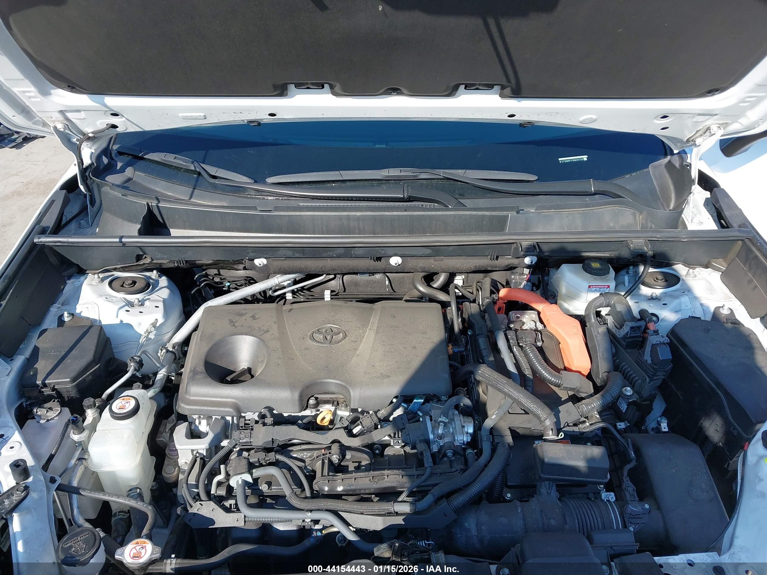 TOYOTA RAV4 image 10