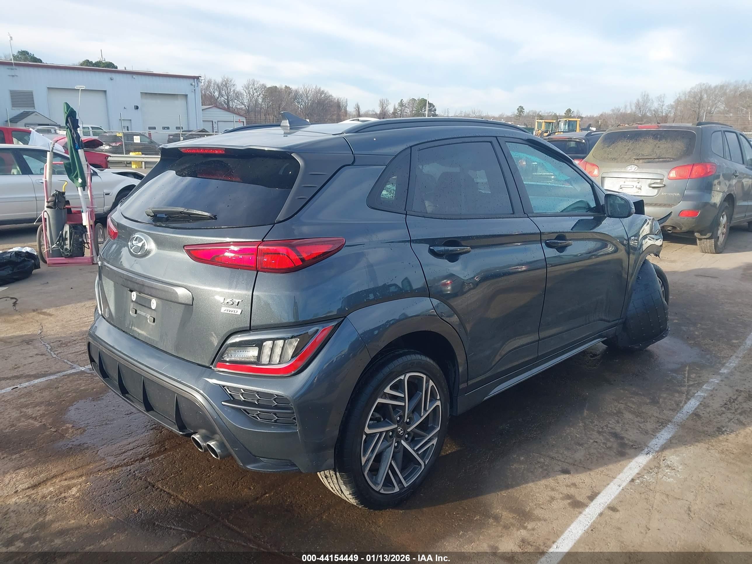 HYUNDAI KONA image 4