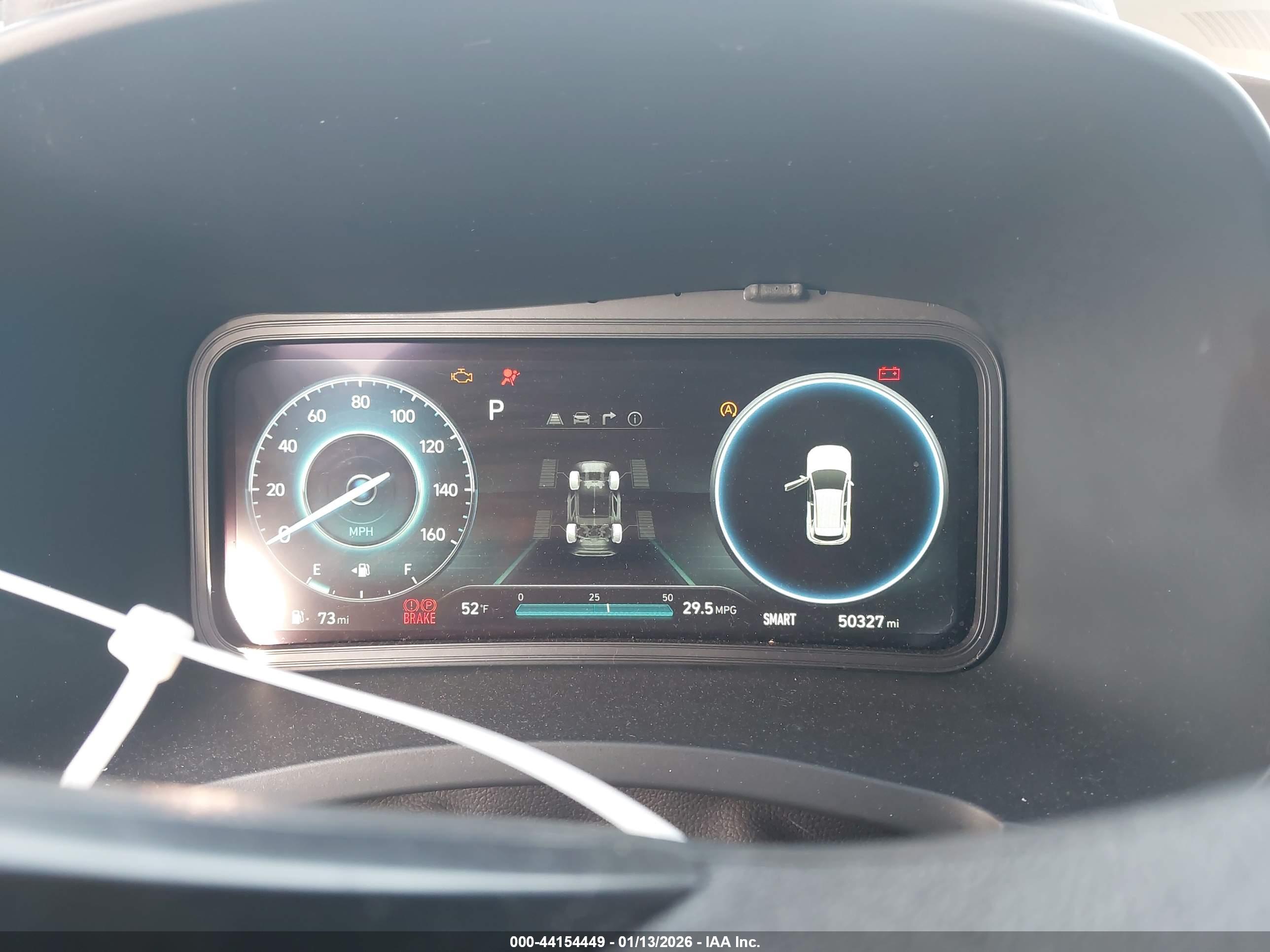 HYUNDAI KONA image 7