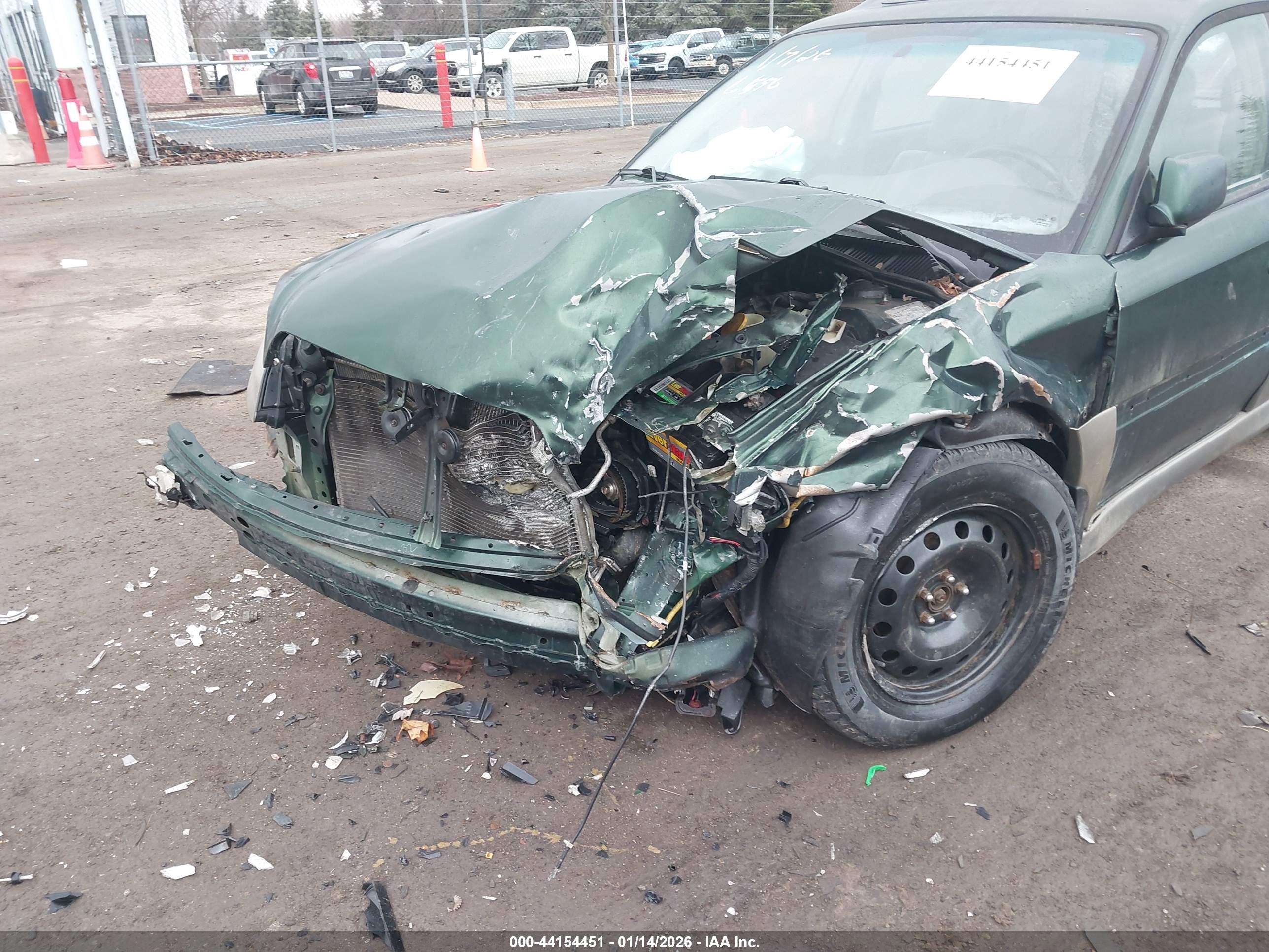 SUBARU OUTBACK image 6